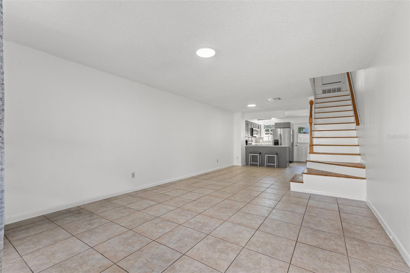 Image 4 of 26 For 6650 121st Avenue 4