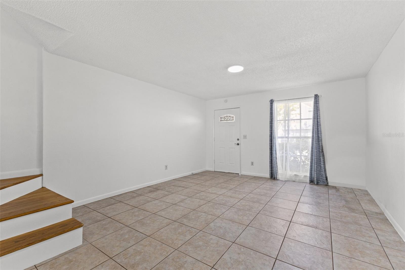 Image 6 of 26 For 6650 121st Avenue 4
