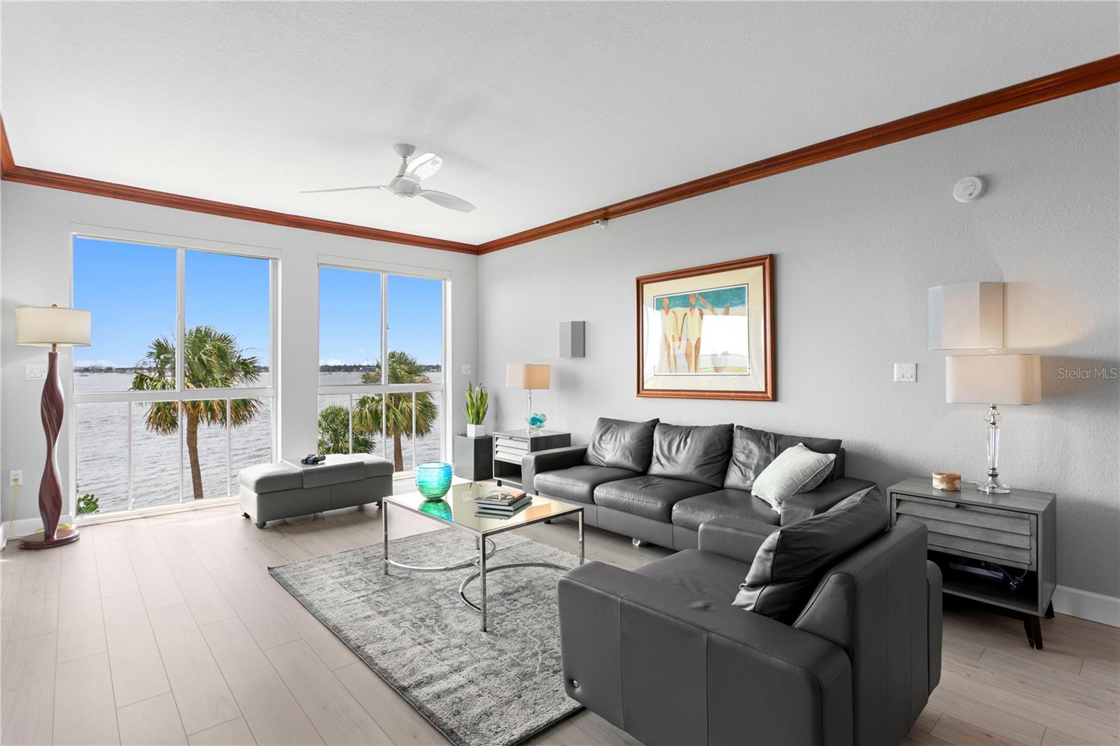 Image 10 of 67 For 4717 Dolphin Cay Lane S 303