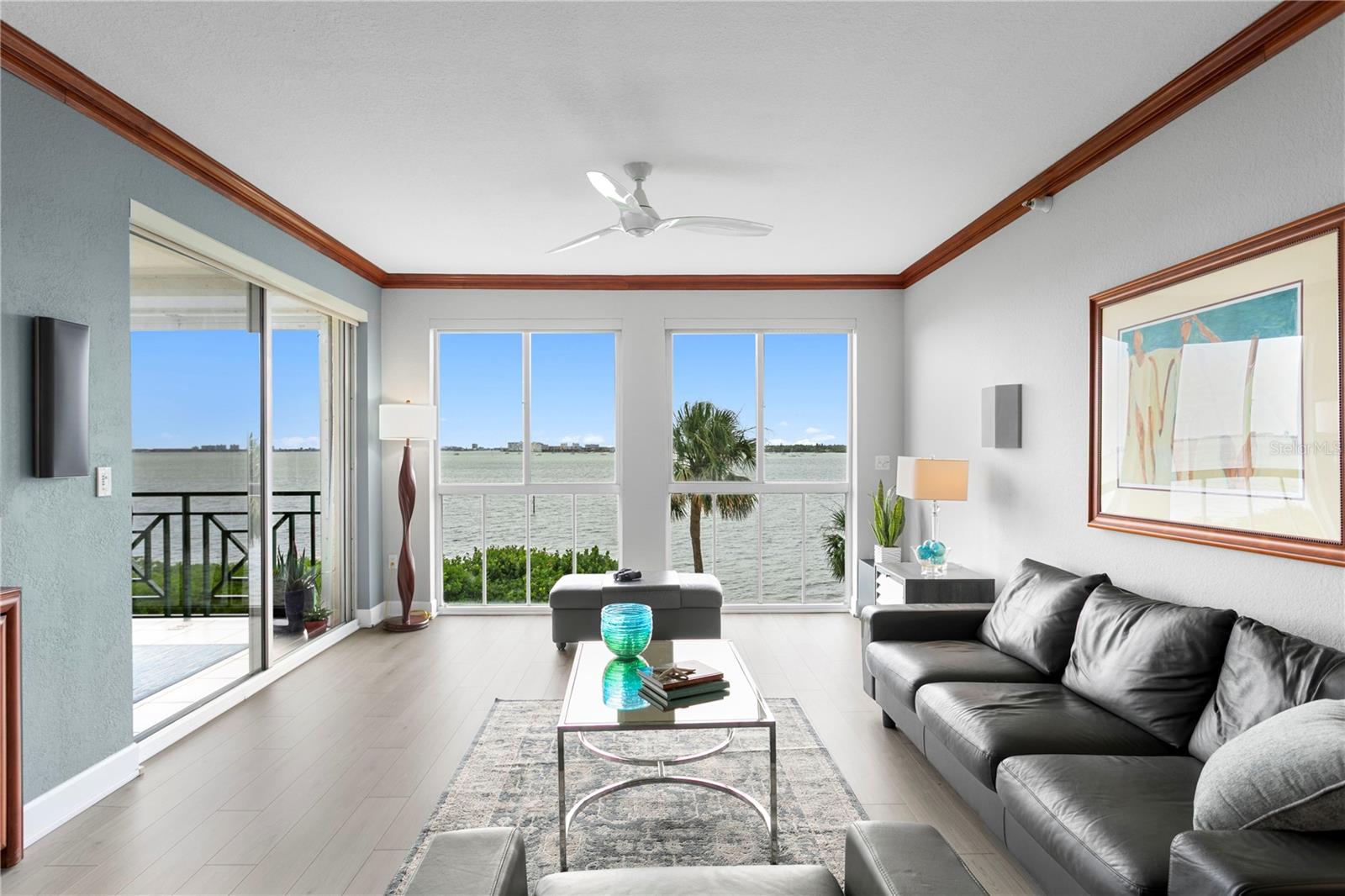 Image 11 of 67 For 4717 Dolphin Cay Lane S 303