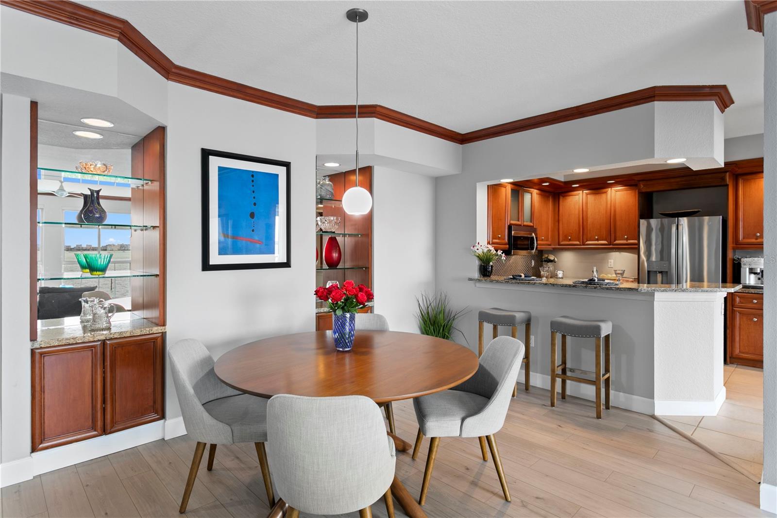 Image 16 of 67 For 4717 Dolphin Cay Lane S 303
