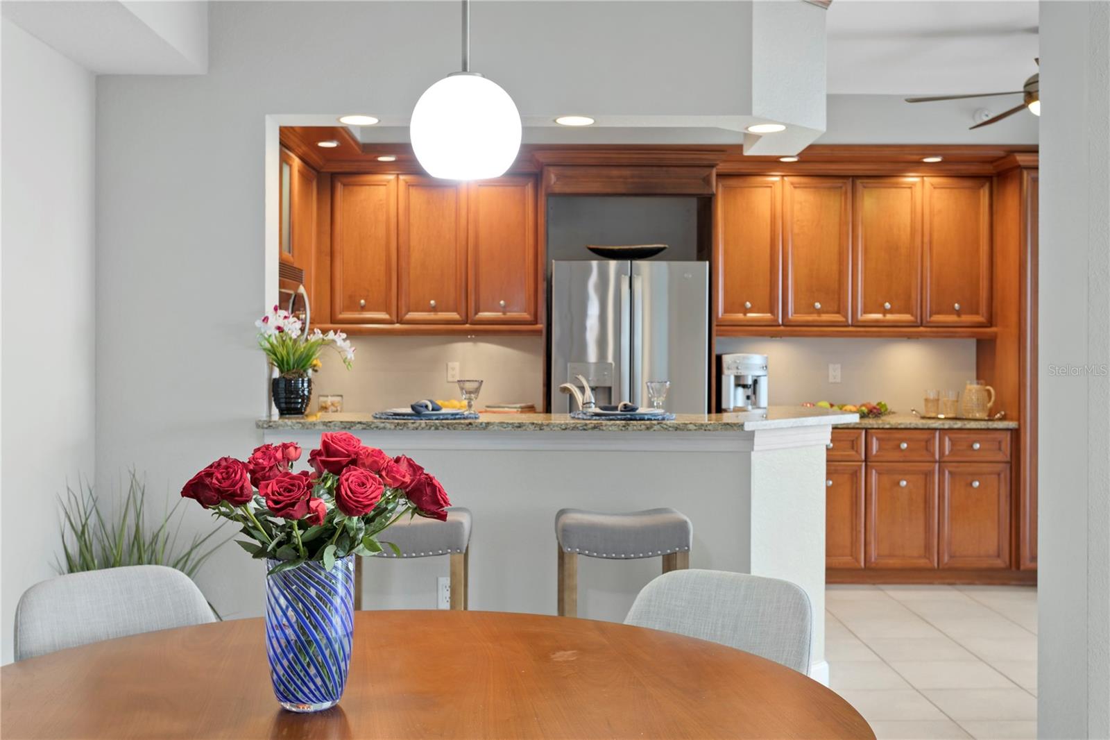 Image 17 of 67 For 4717 Dolphin Cay Lane S 303