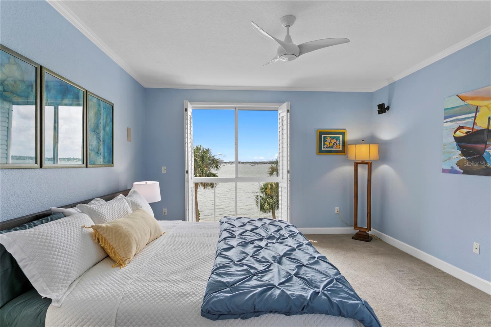 Image 26 of 67 For 4717 Dolphin Cay Lane S 303