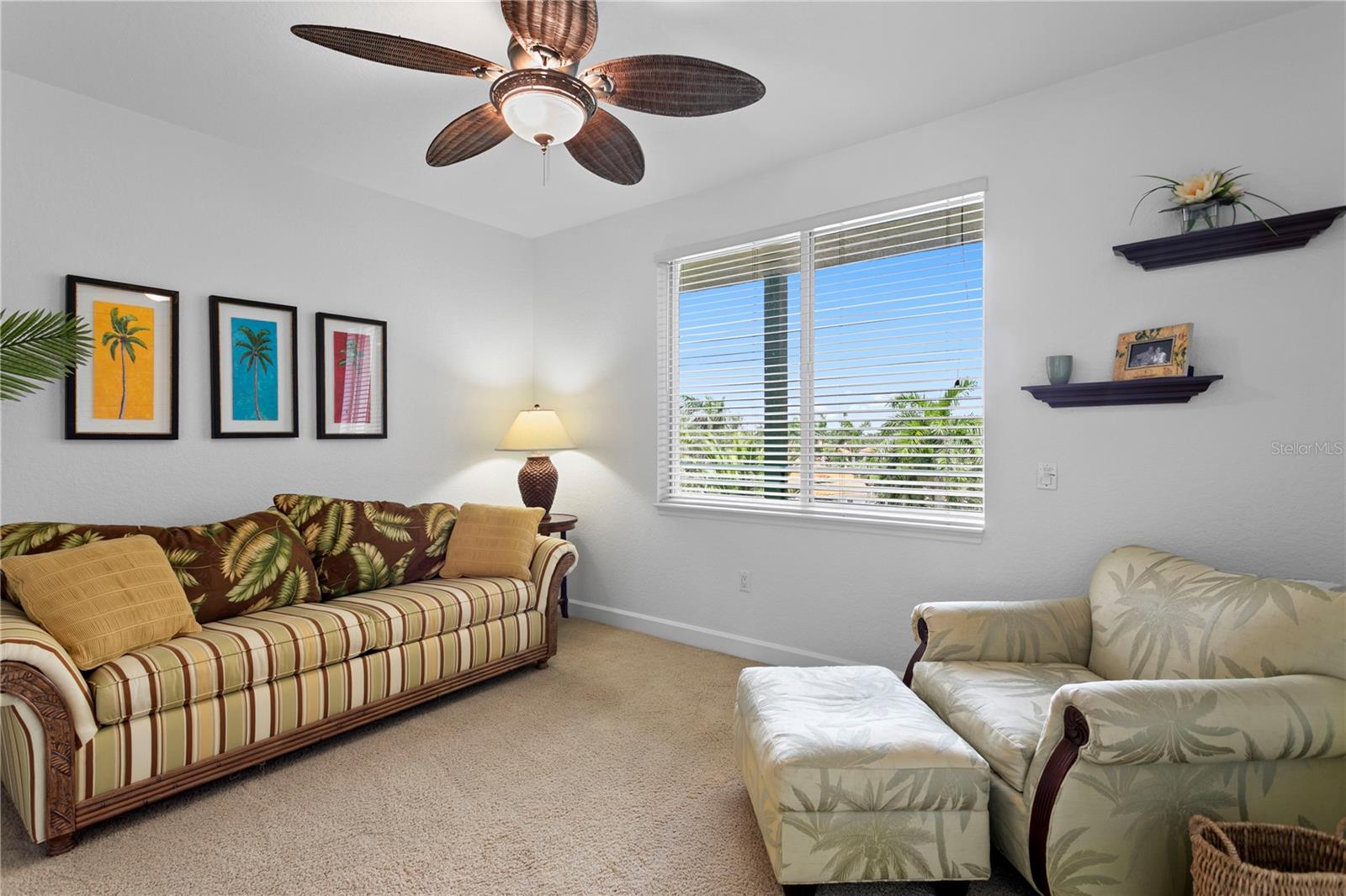 Image 30 of 67 For 4717 Dolphin Cay Lane S 303