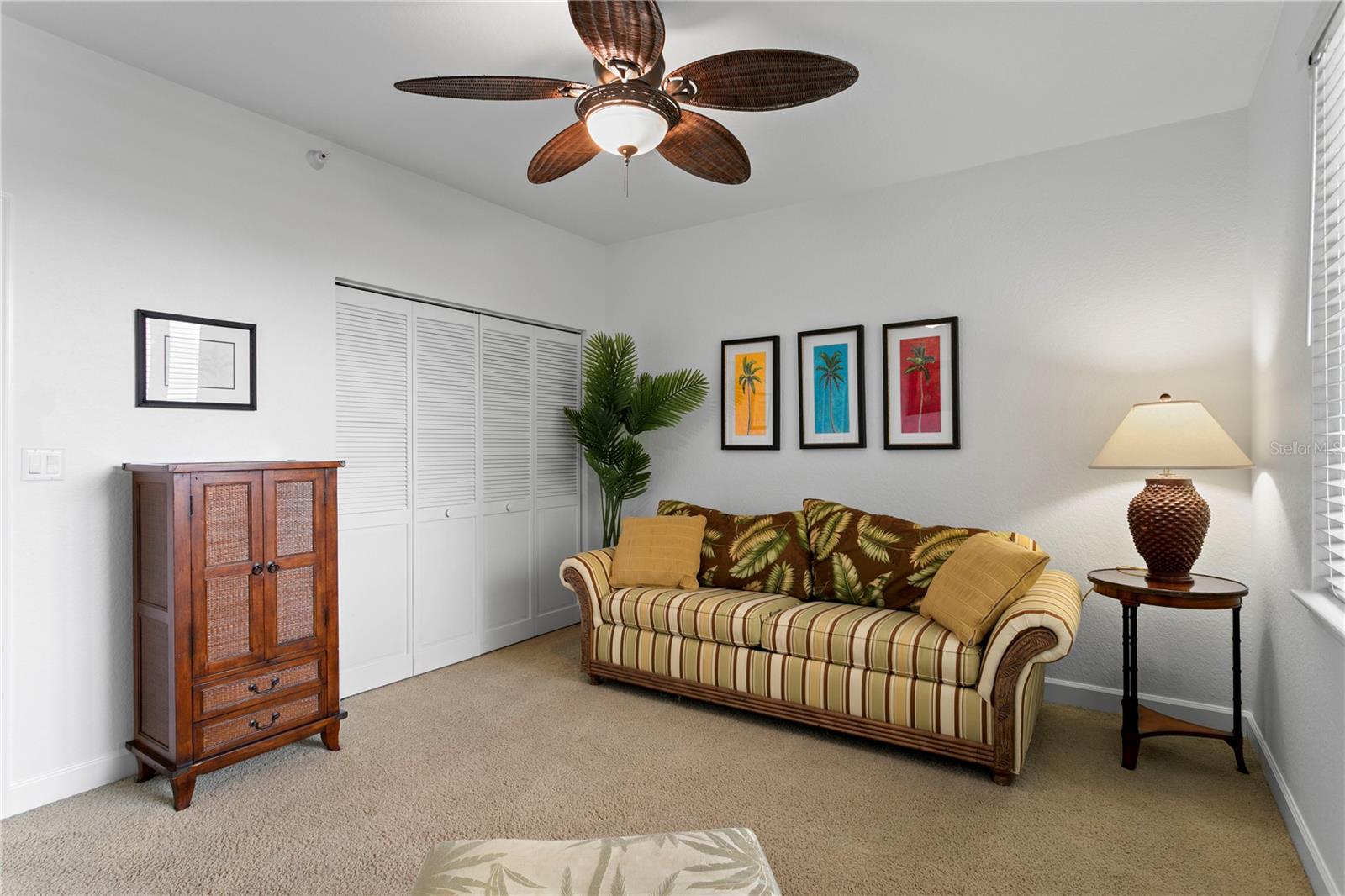Image 31 of 67 For 4717 Dolphin Cay Lane S 303