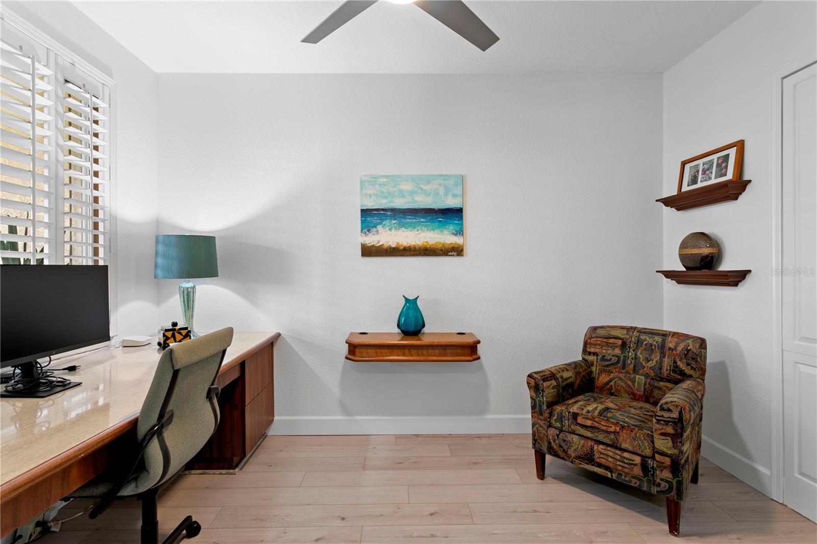 Image 37 of 67 For 4717 Dolphin Cay Lane S 303