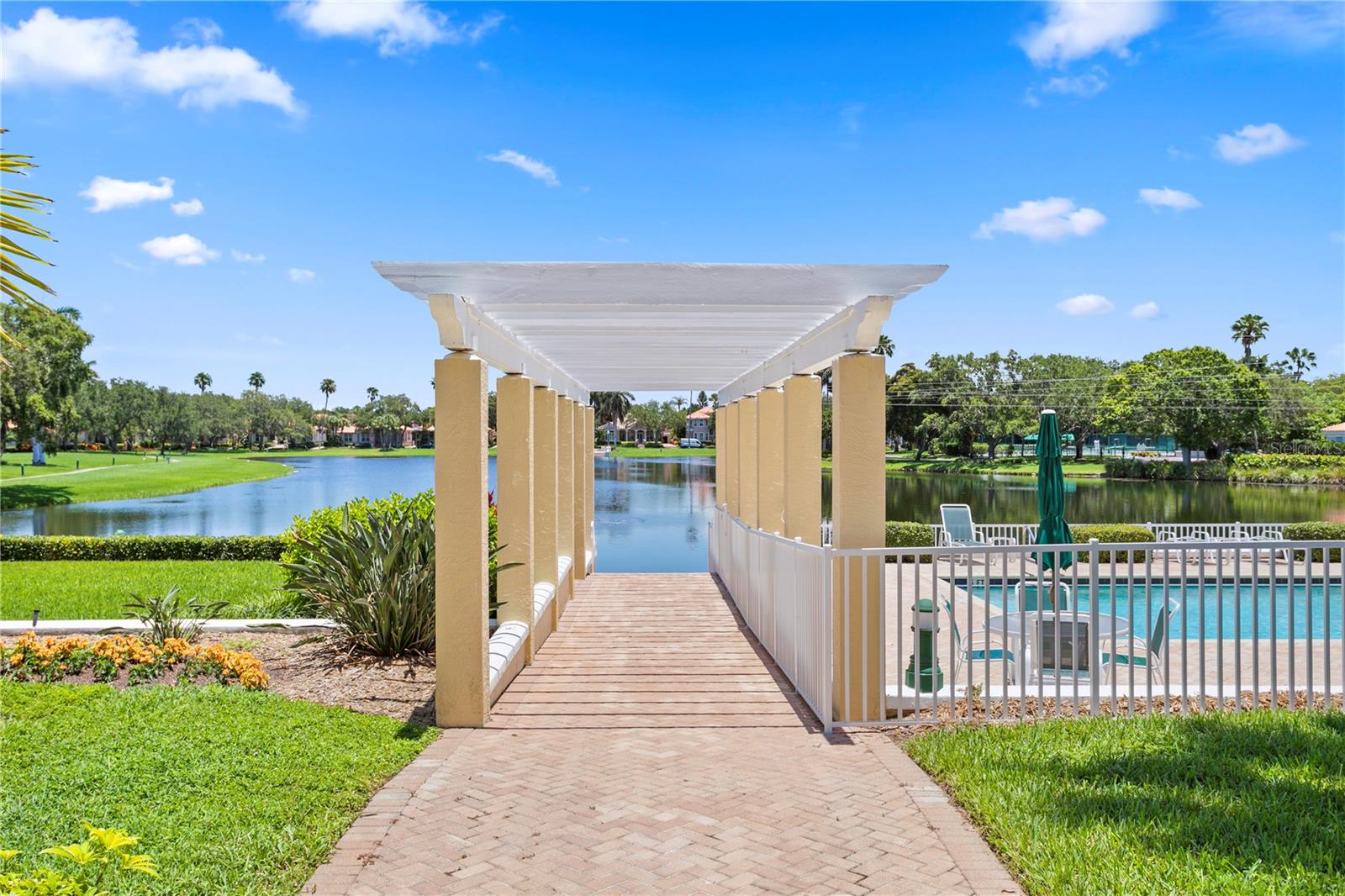 Image 49 of 67 For 4717 Dolphin Cay Lane S 303
