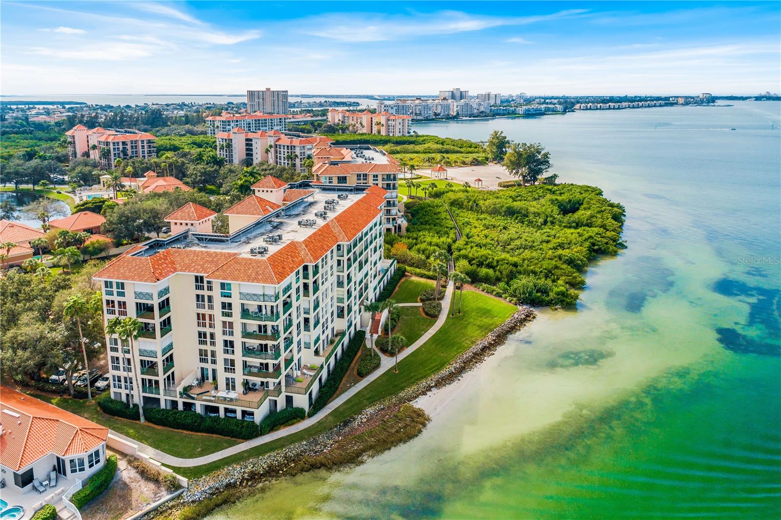 Image 60 of 67 For 4717 Dolphin Cay Lane S 303