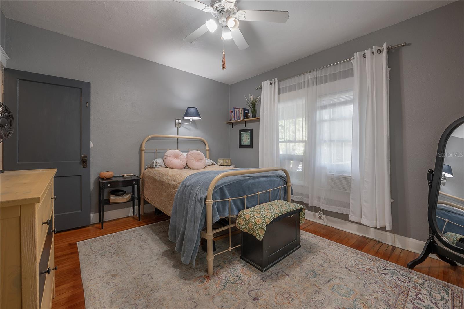 Image 30 of 77 For 917 Idlewild Avenue