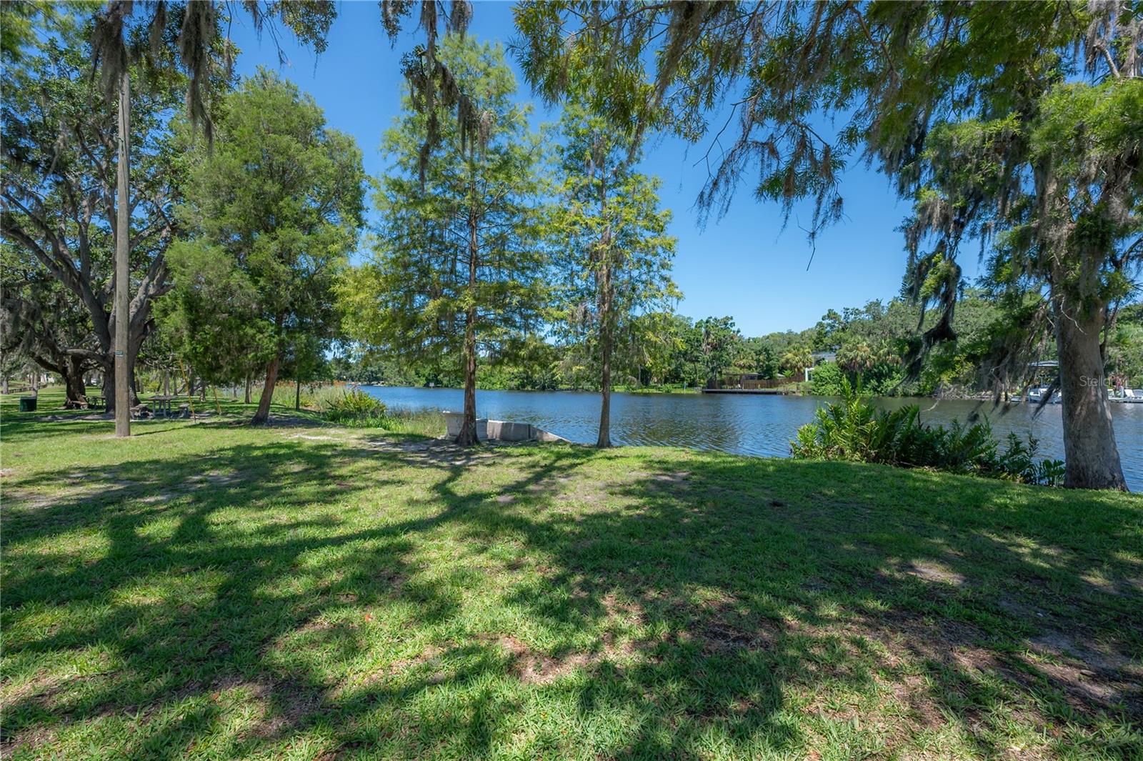Image 63 of 77 For 917 Idlewild Avenue