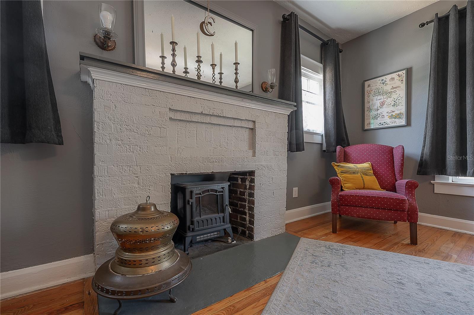 Image 7 of 77 For 917 Idlewild Avenue