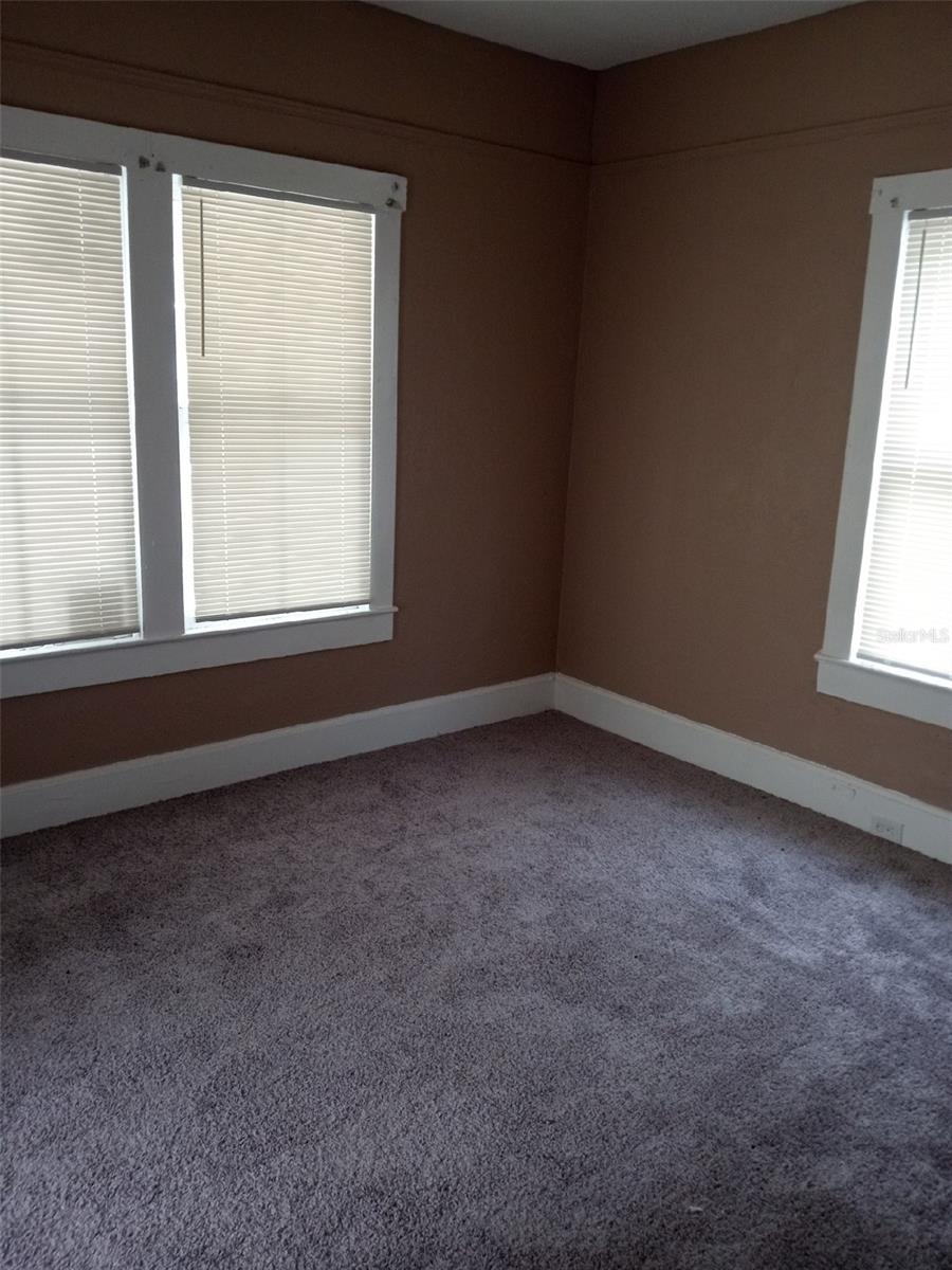 Image 6 of 7 For 1425 22nd Street