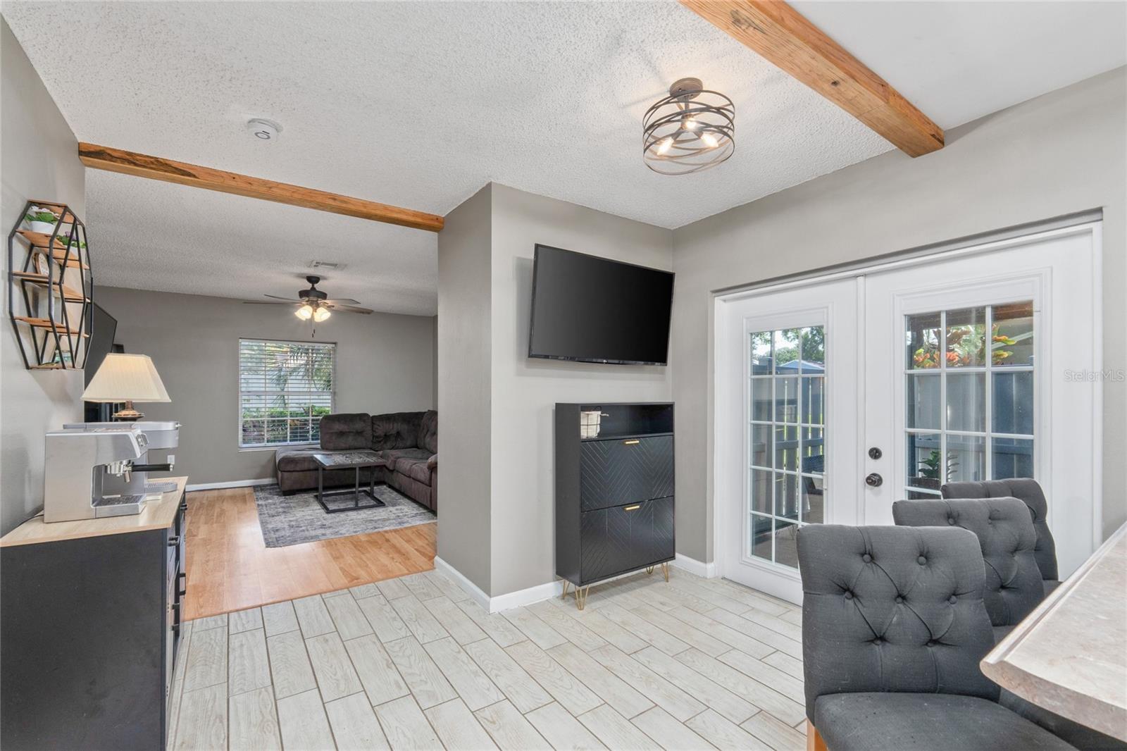Image 16 of 39 For 7624 Desoto Court 7624