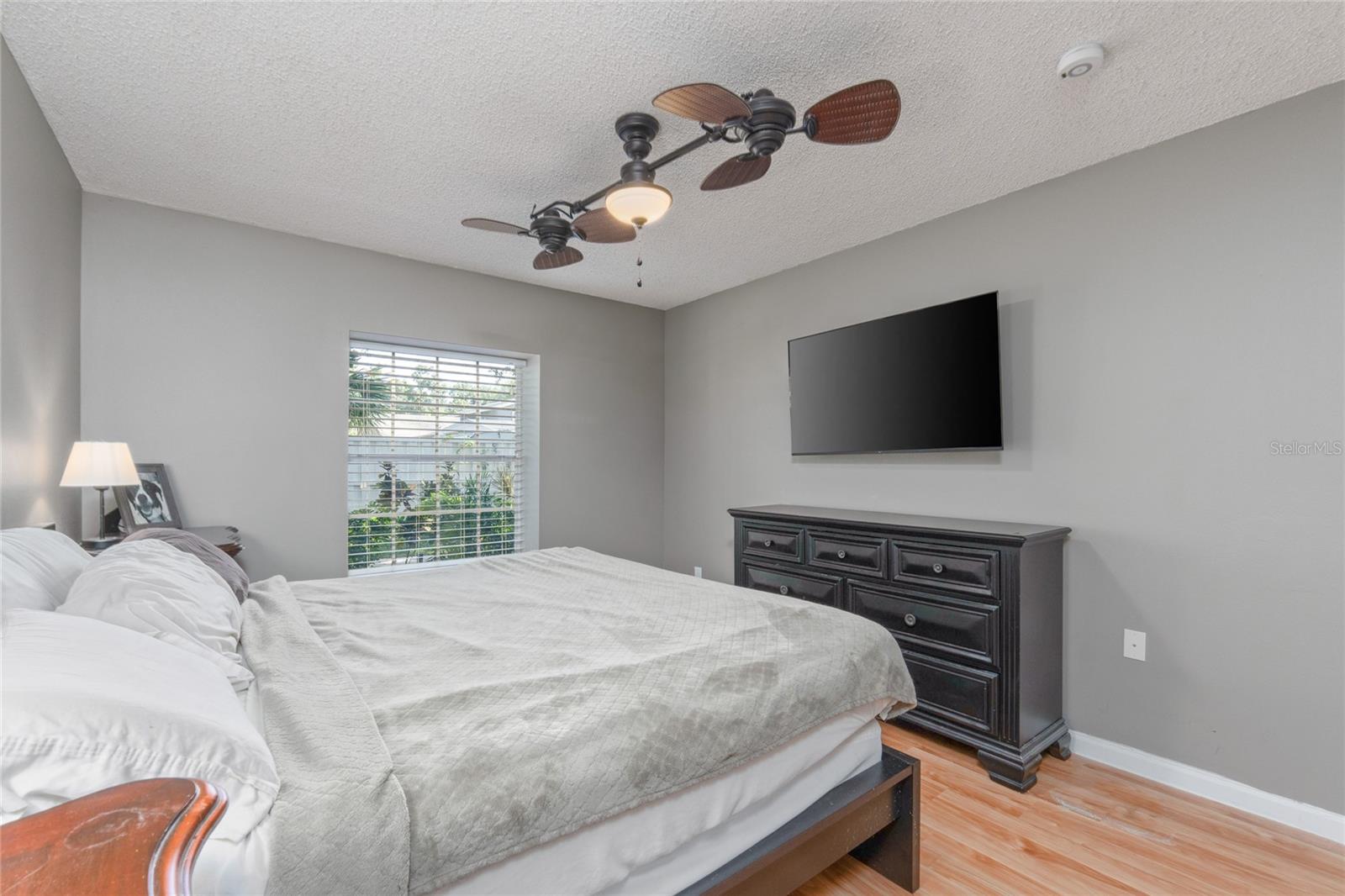 Image 18 of 39 For 7624 Desoto Court 7624