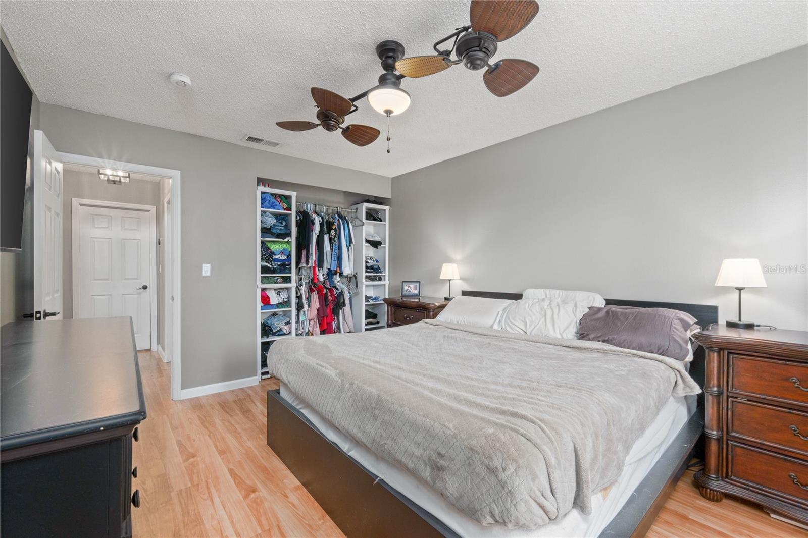 Image 19 of 39 For 7624 Desoto Court 7624
