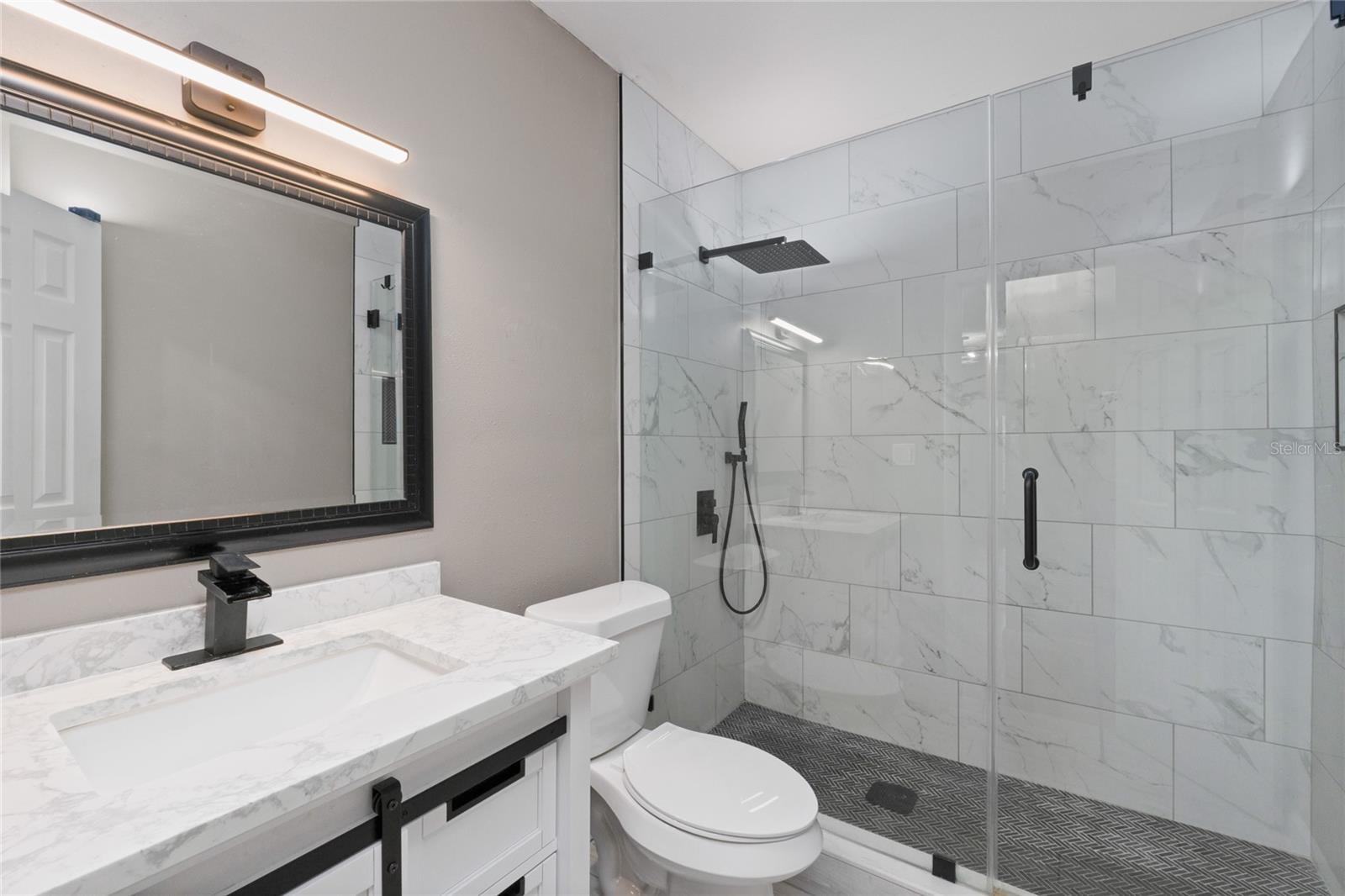 Image 20 of 39 For 7624 Desoto Court 7624