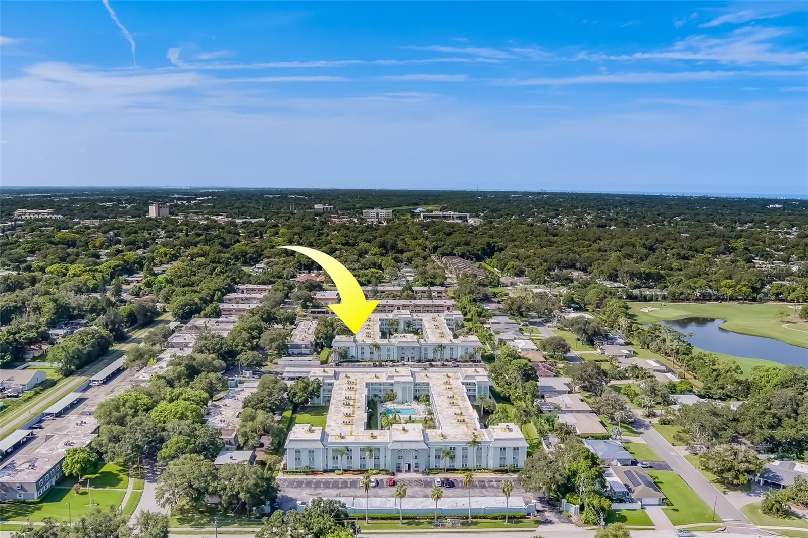Image 24 of 62 For 1706 Belleair Forest Drive 252