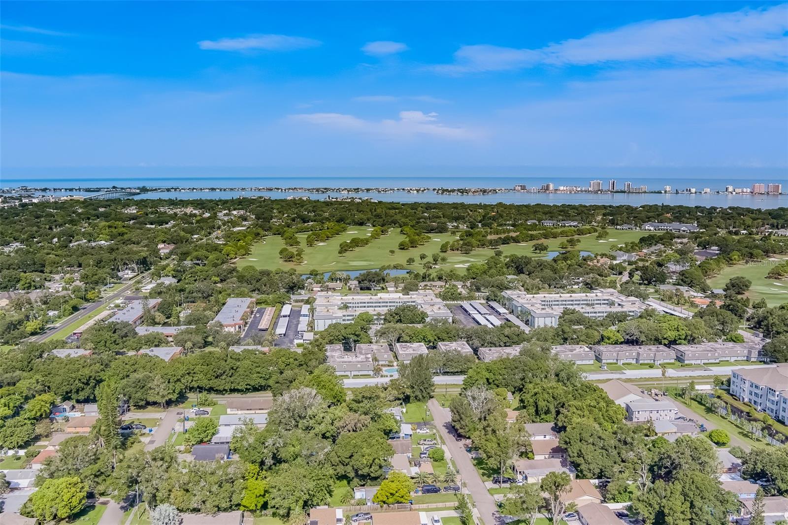 Image 31 of 62 For 1706 Belleair Forest Drive 252