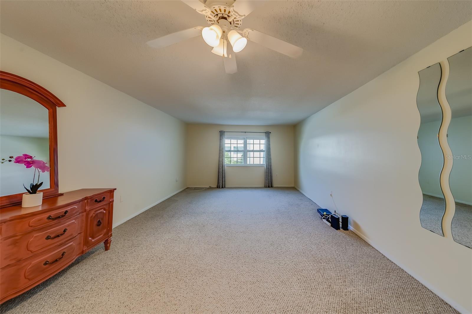 Image 56 of 62 For 1706 Belleair Forest Drive 252
