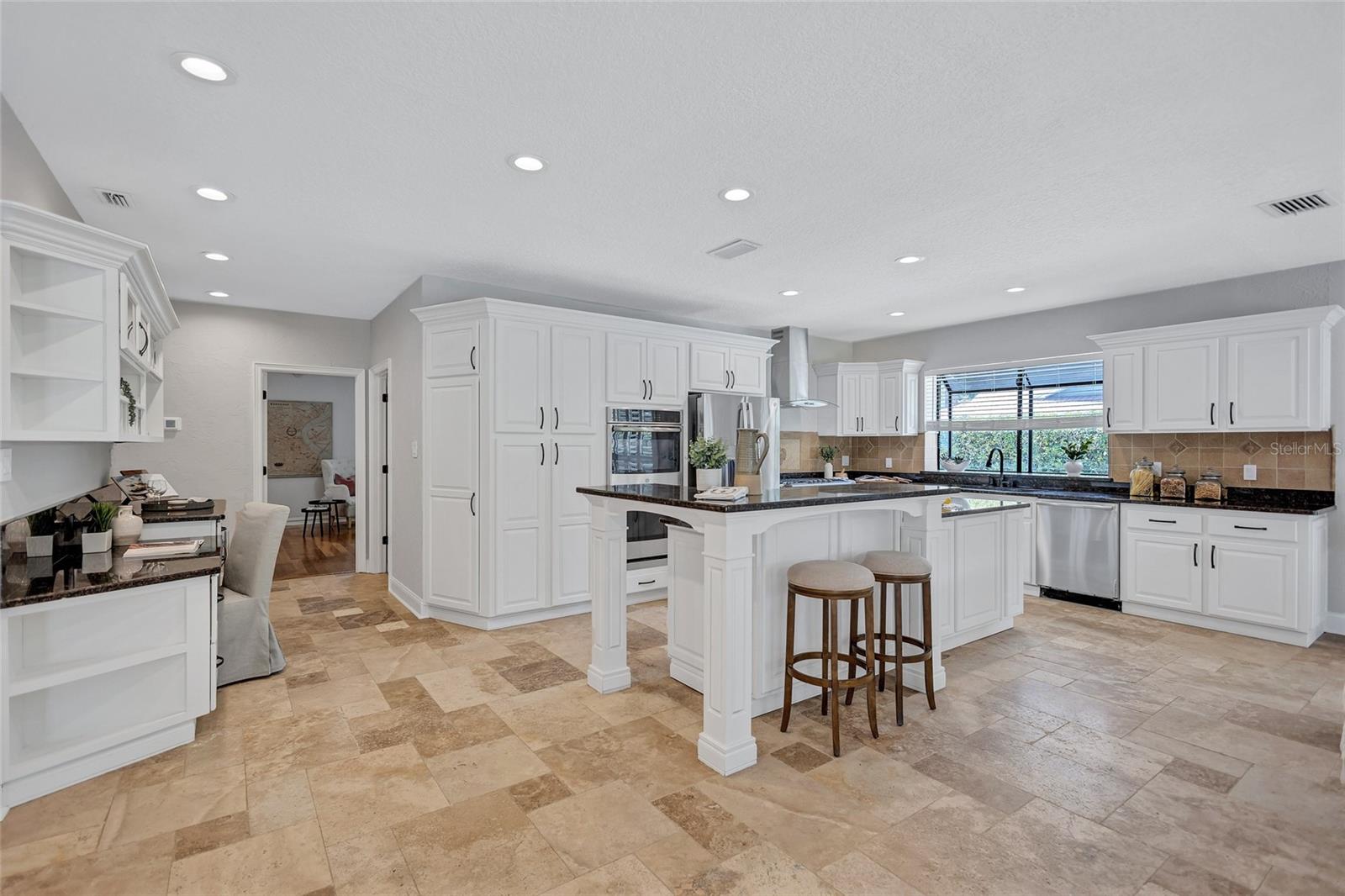 Image 12 of 56 For 3923 Hudson Lane