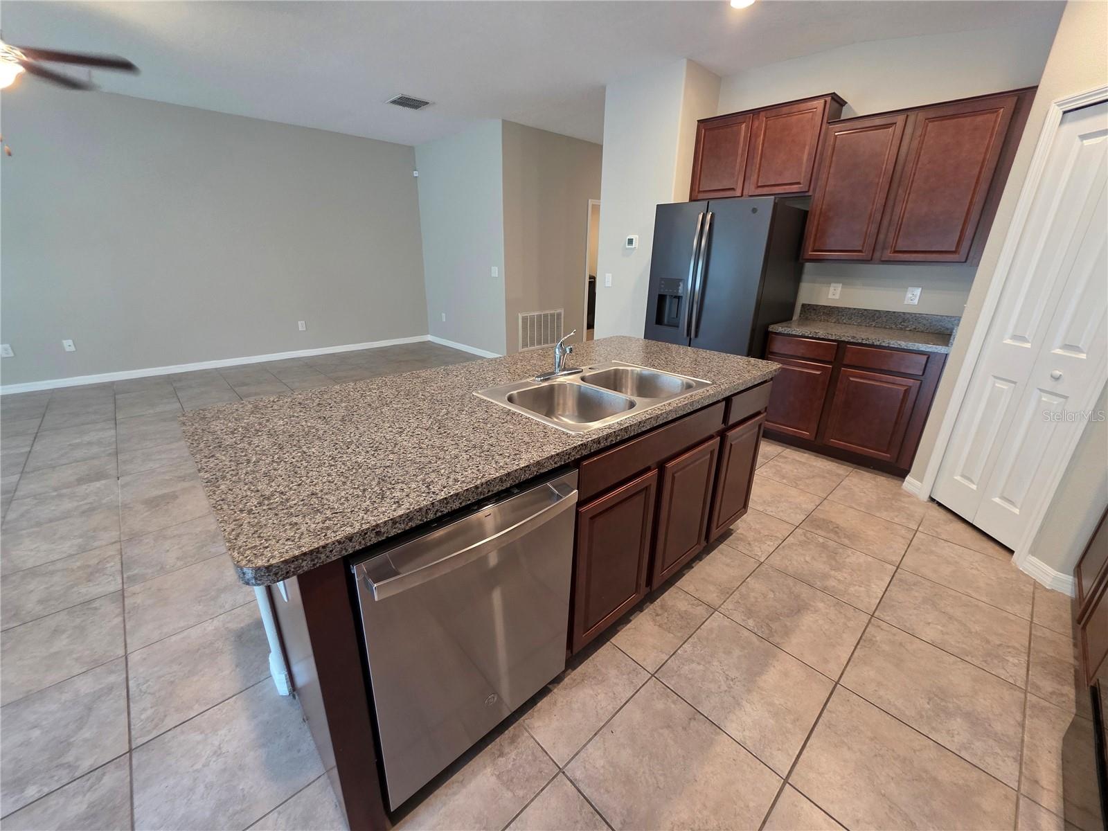 Image 11 of 31 For 1740 Broad Winged Hawk Drive