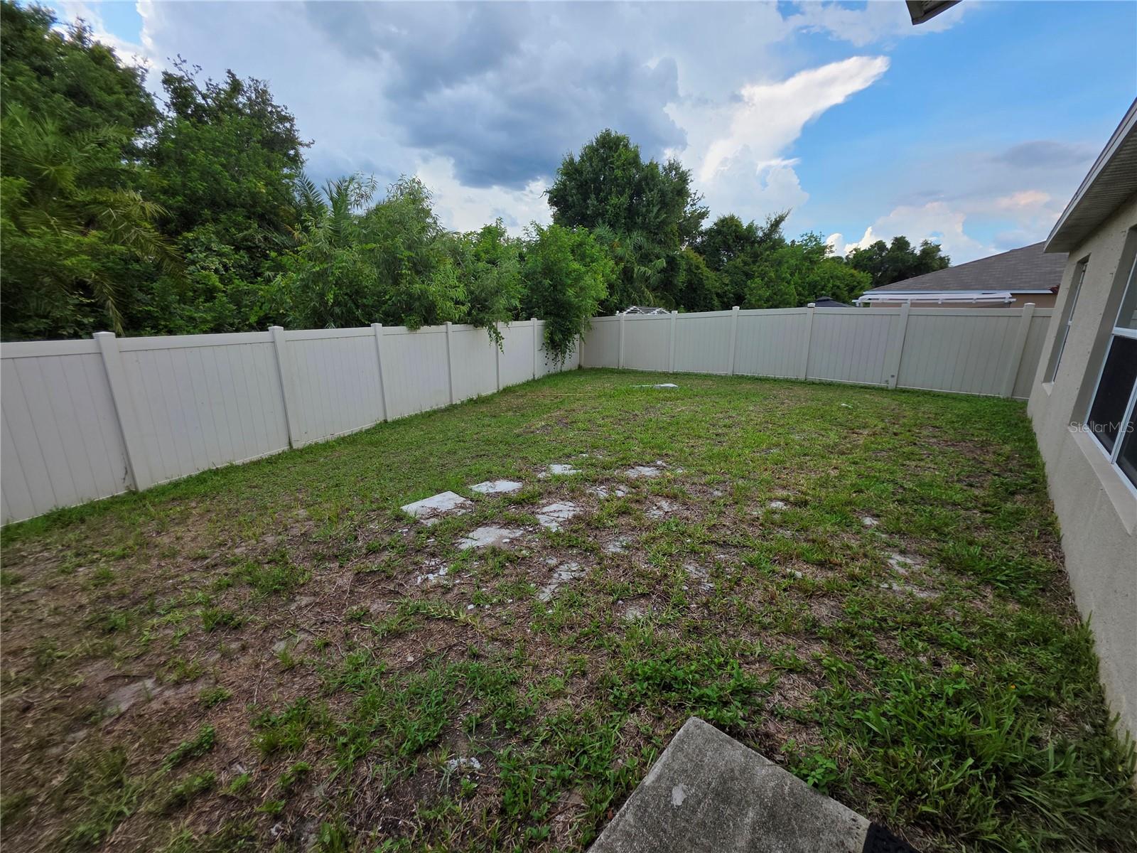 Image 18 of 31 For 1740 Broad Winged Hawk Drive