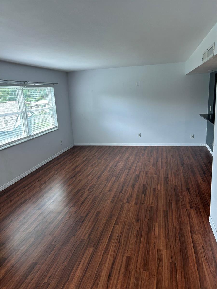 Image 17 of 17 For 1137 King Arthur Court 510