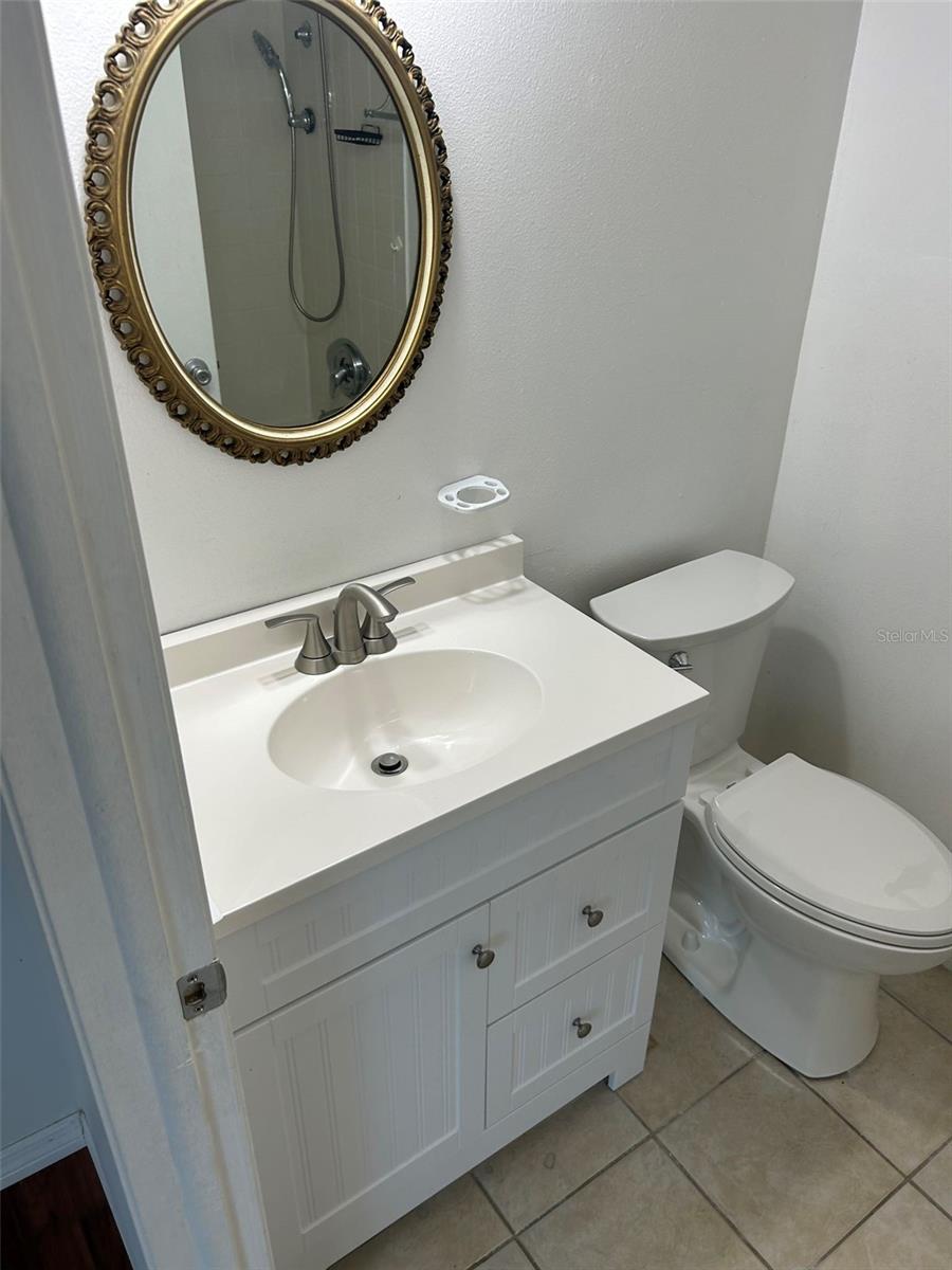 Image 8 of 17 For 1137 King Arthur Court 510