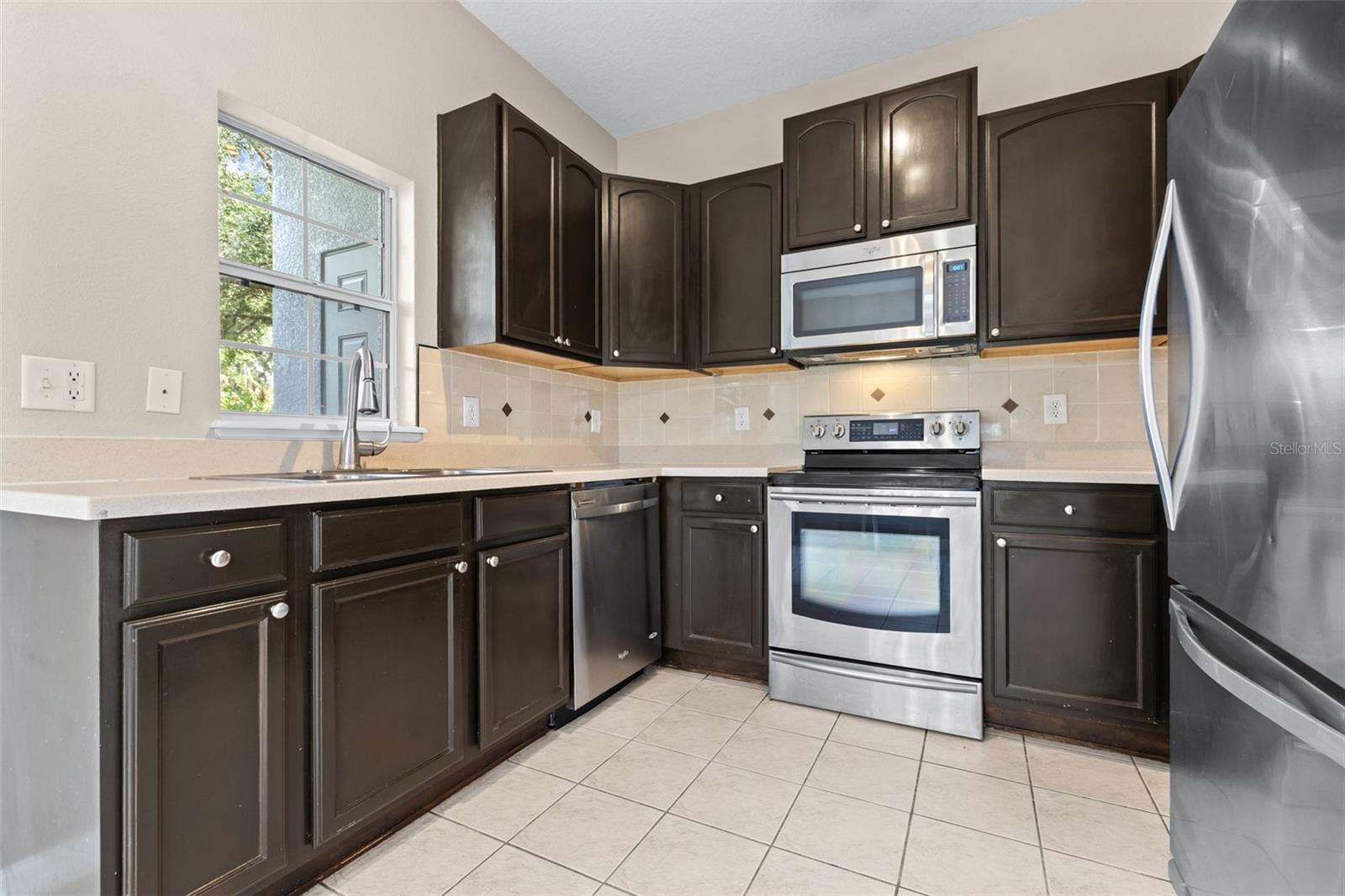 Image 10 of 43 For 2020 Greenwood Valley Drive