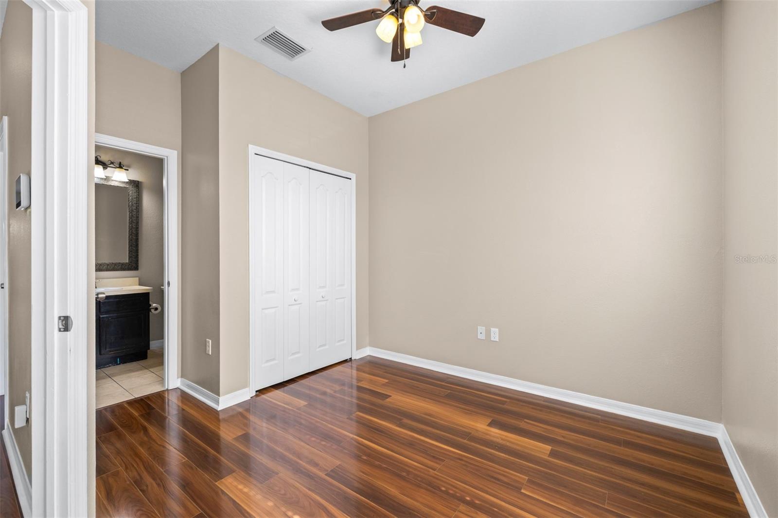 Image 18 of 43 For 2020 Greenwood Valley Drive
