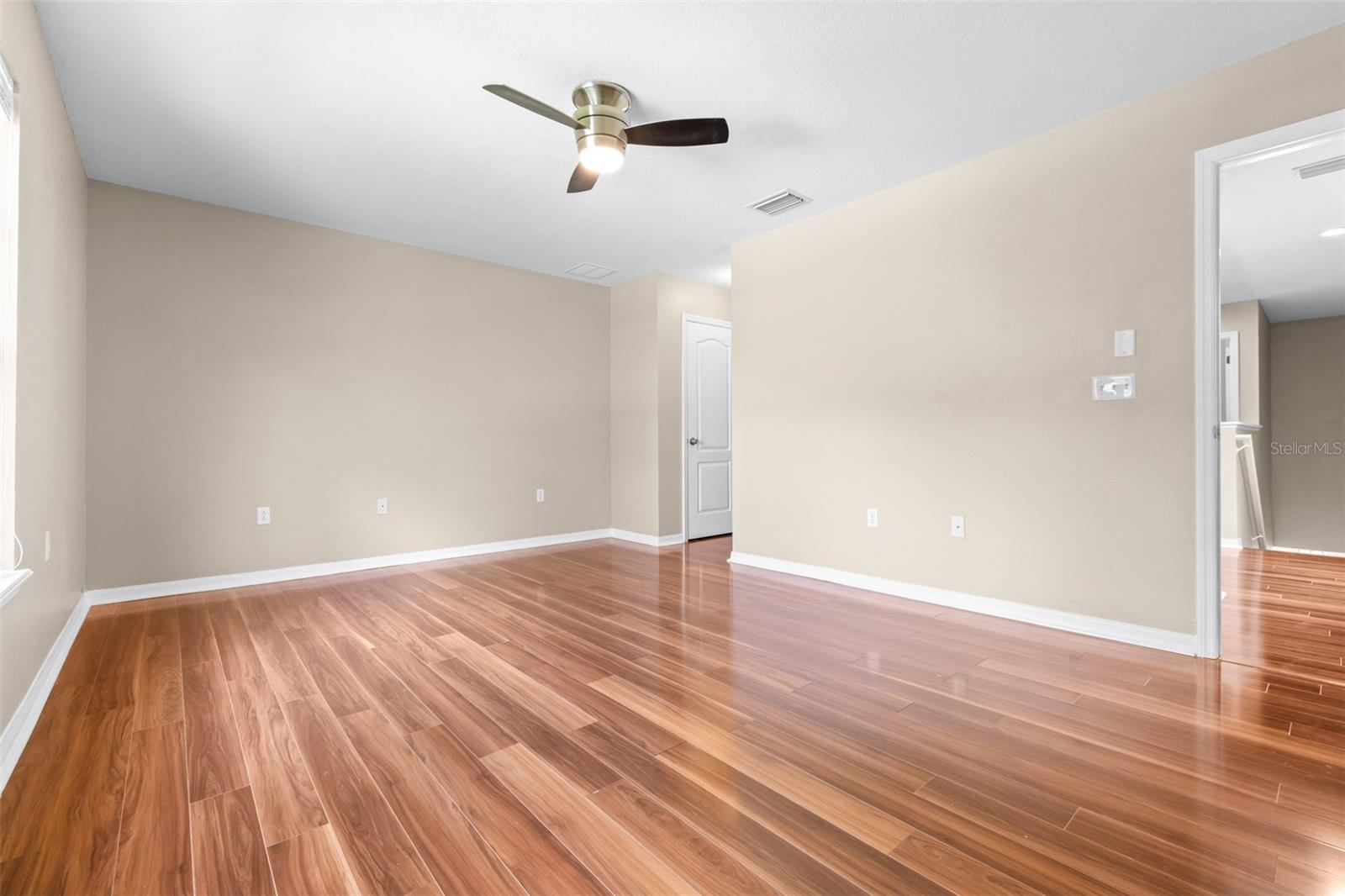 Image 26 of 43 For 2020 Greenwood Valley Drive
