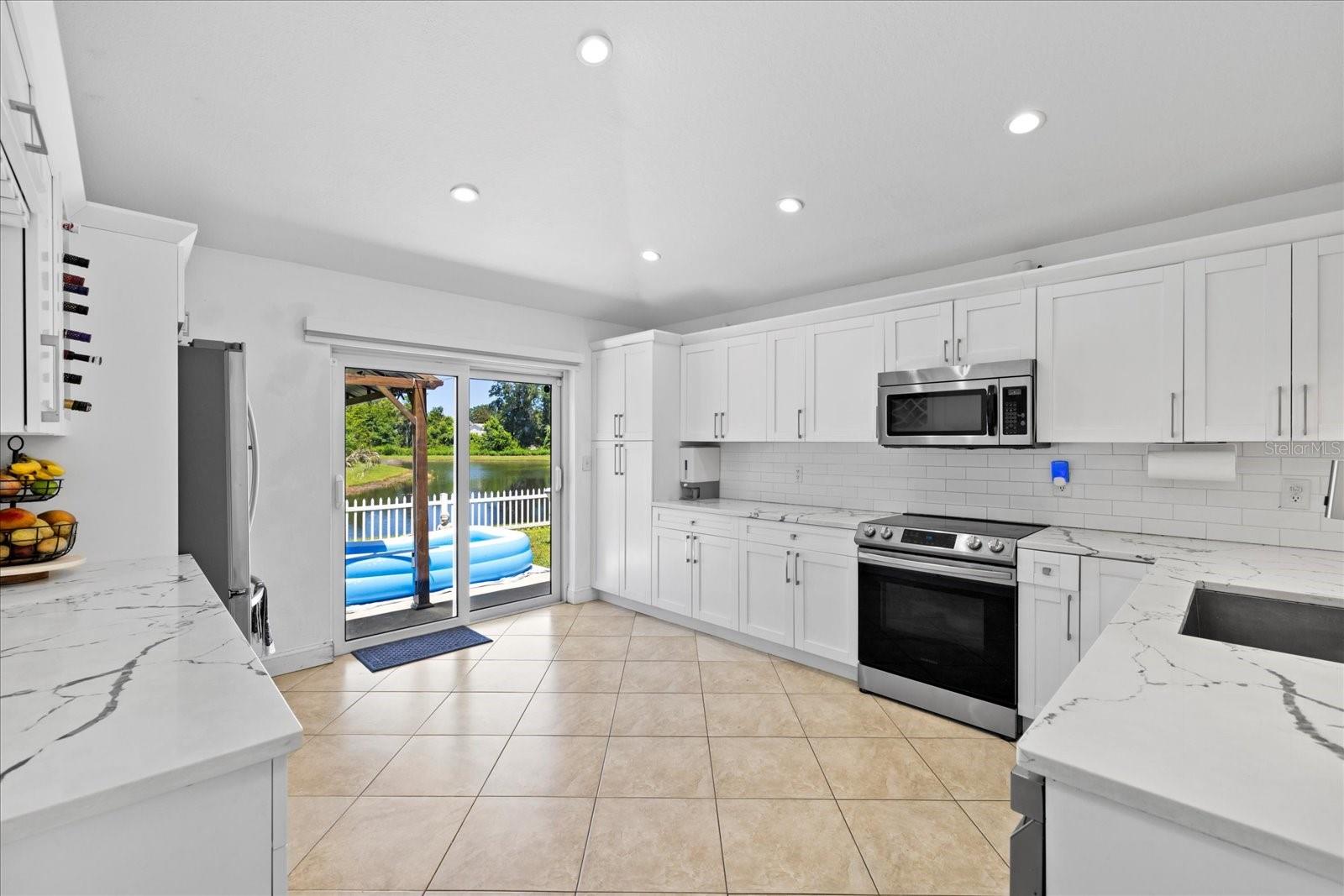 Image 9 of 34 For 9831 Edmonton Drive