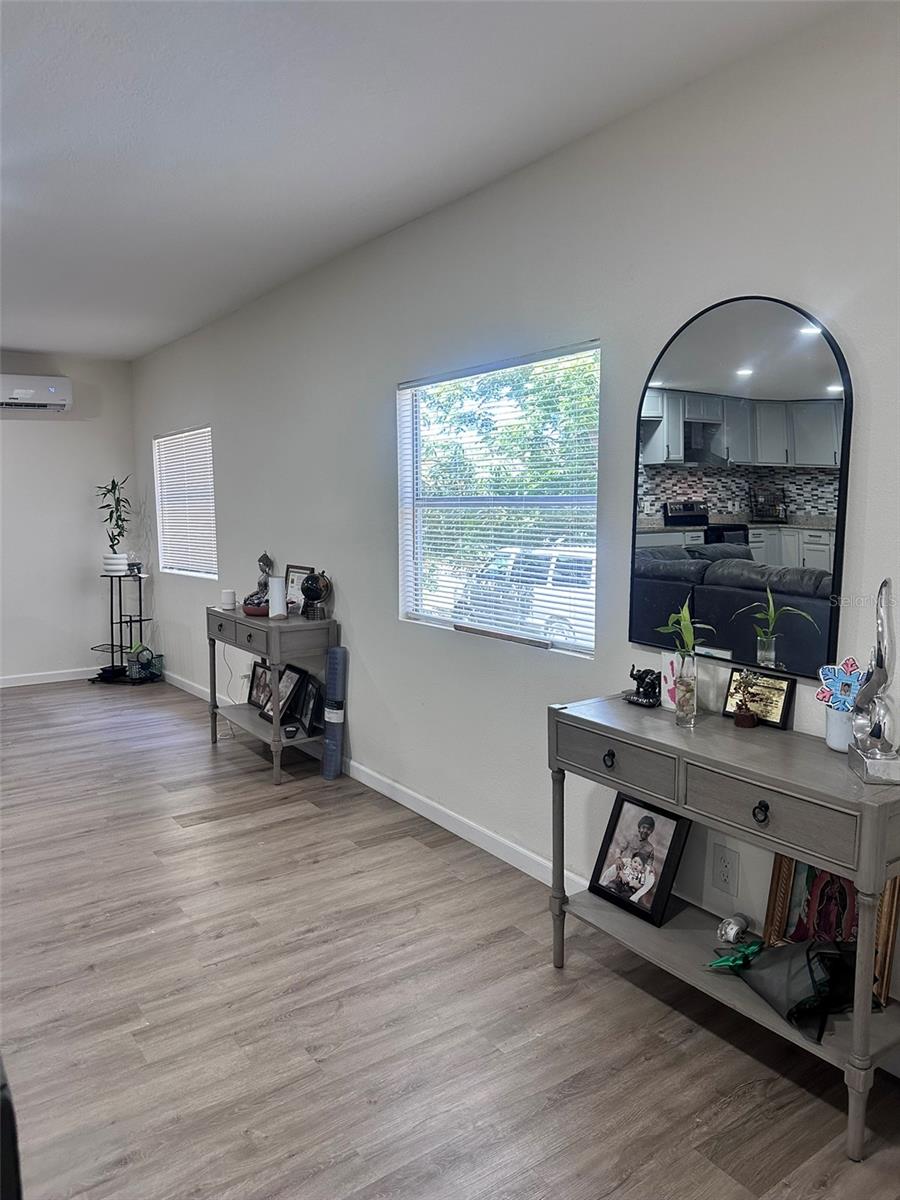 Listing photo id 20 for 6606 Corbin Lane