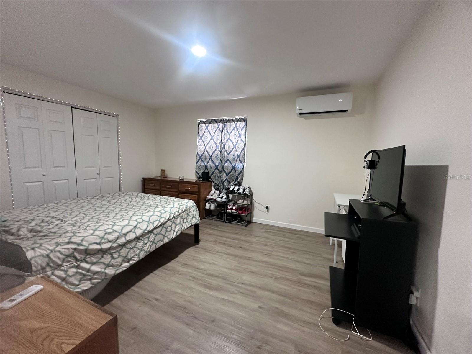 Listing photo id 26 for 6606 Corbin Lane