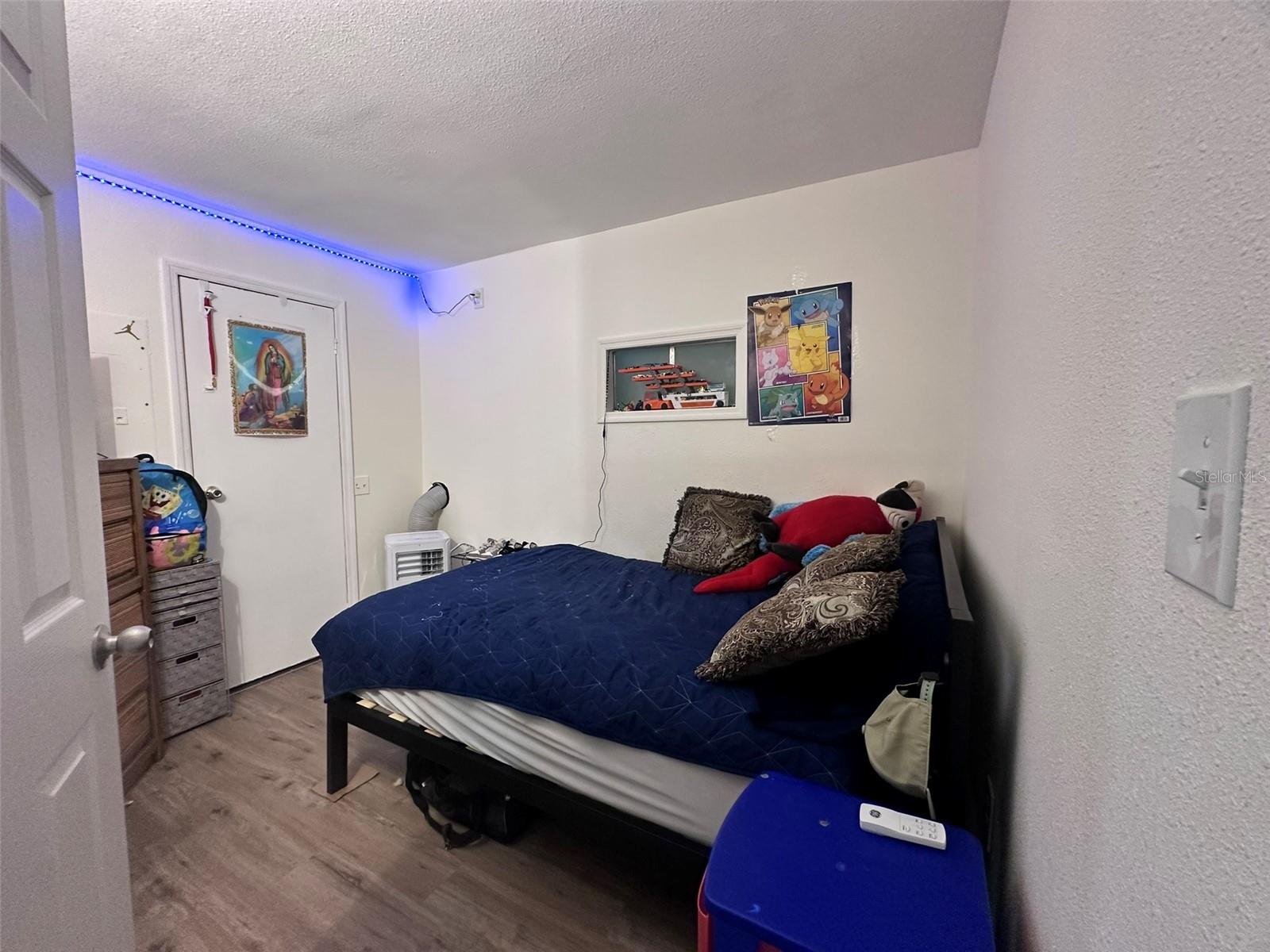 Listing photo id 29 for 6606 Corbin Lane