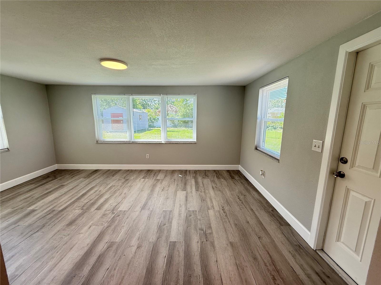 Image 11 of 12 For 209 Washington Avenue