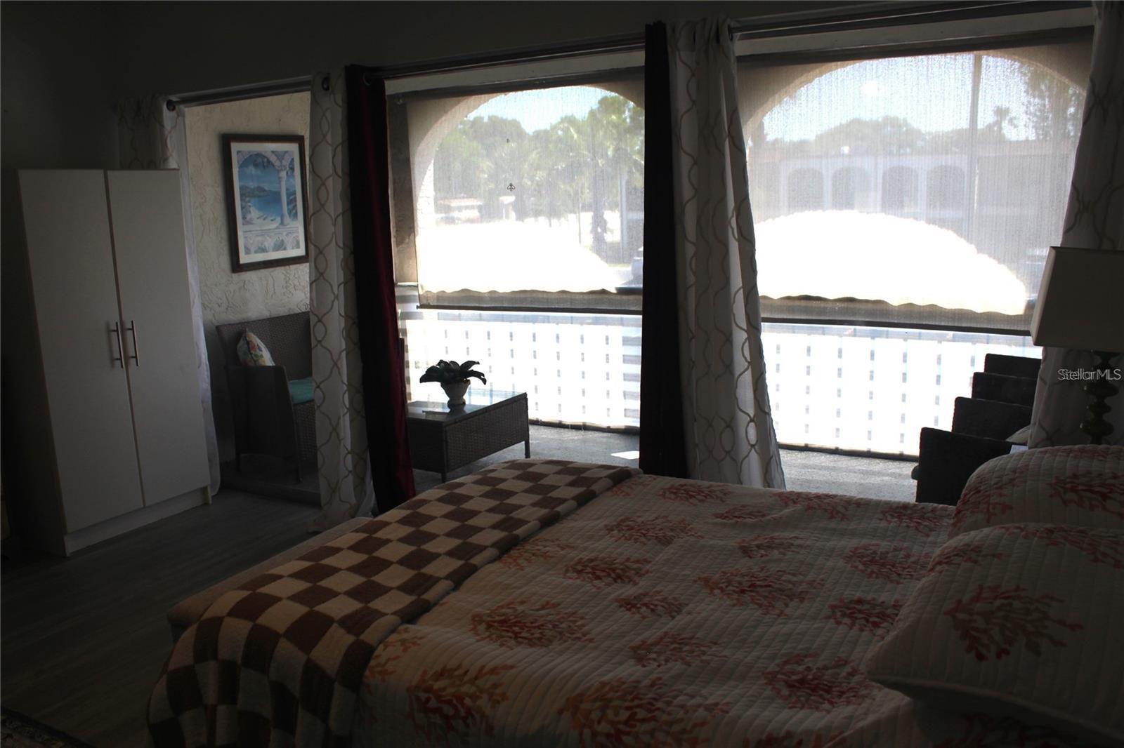 Image 11 of 31 For 7701 Starkey Road 206