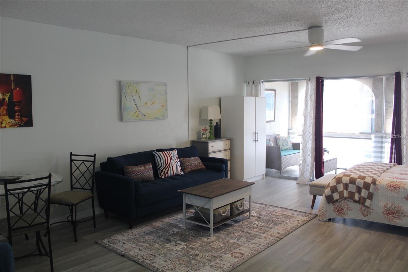 Image 21 of 31 For 7701 Starkey Road 206