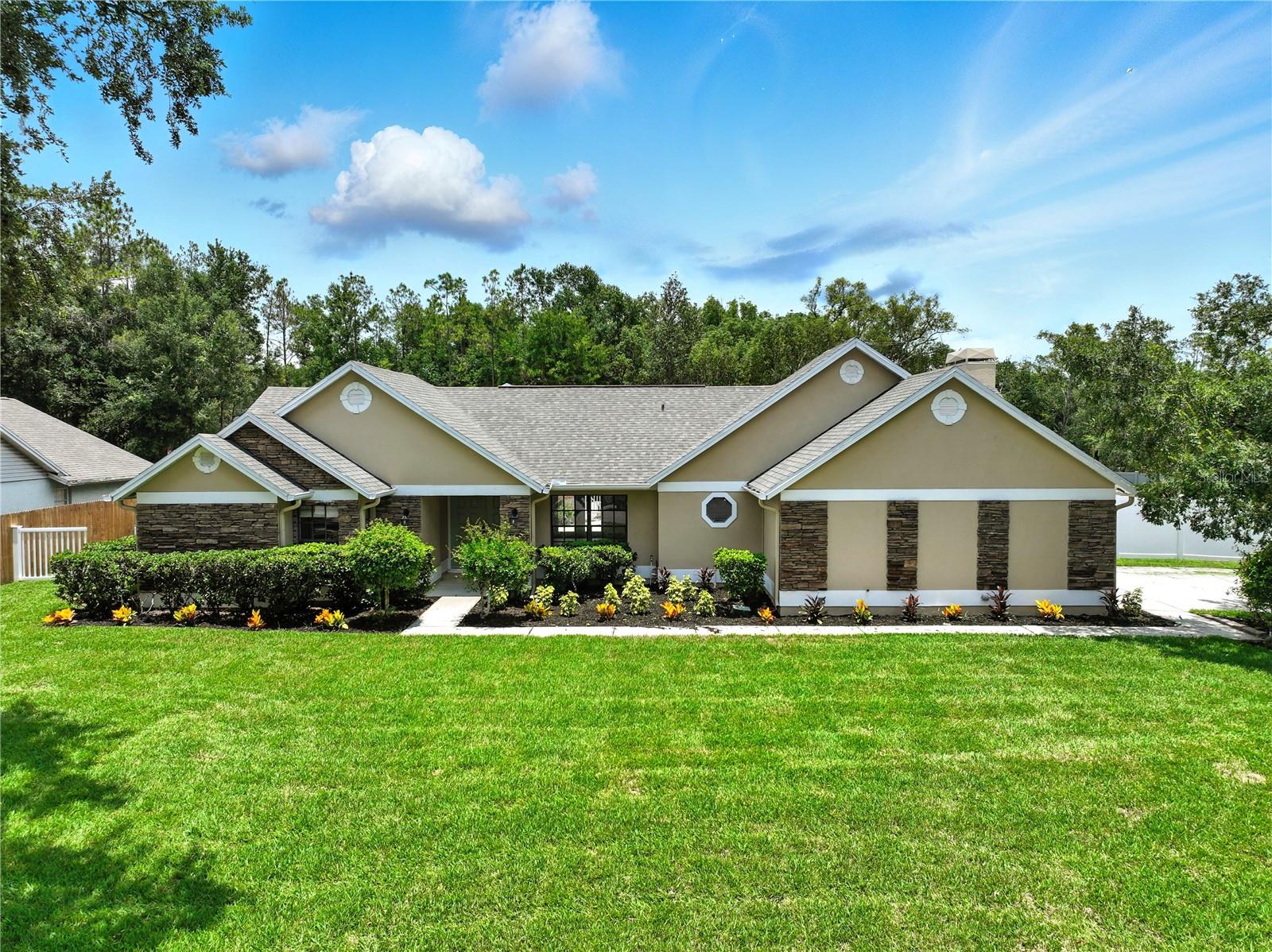 Details for 18522 Sunward Lake Place, LUTZ, FL 33549