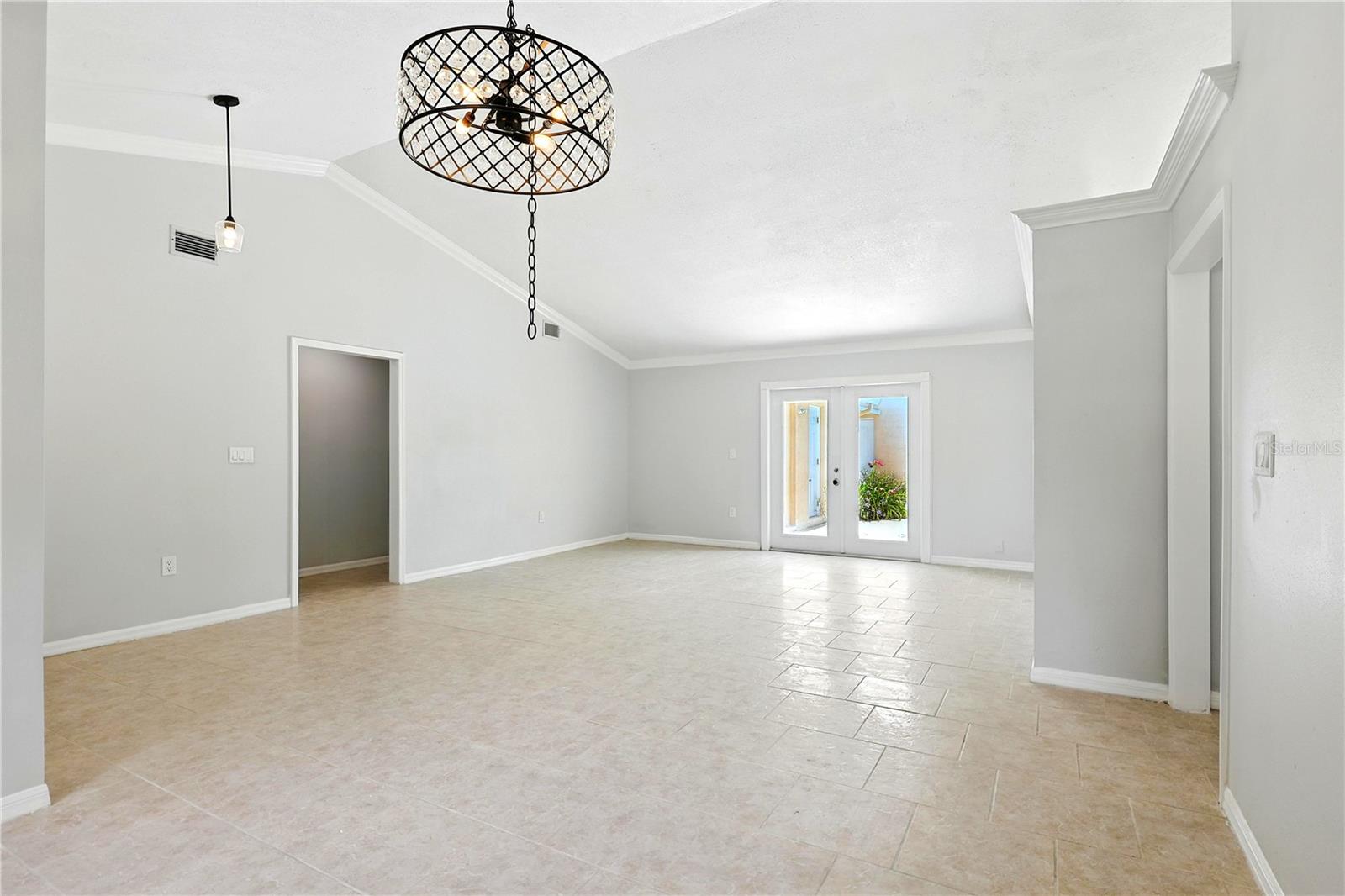Image 11 of 35 For 18522 Sunward Lake Place