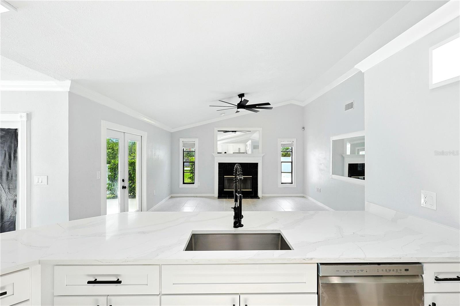 Image 14 of 35 For 18522 Sunward Lake Place