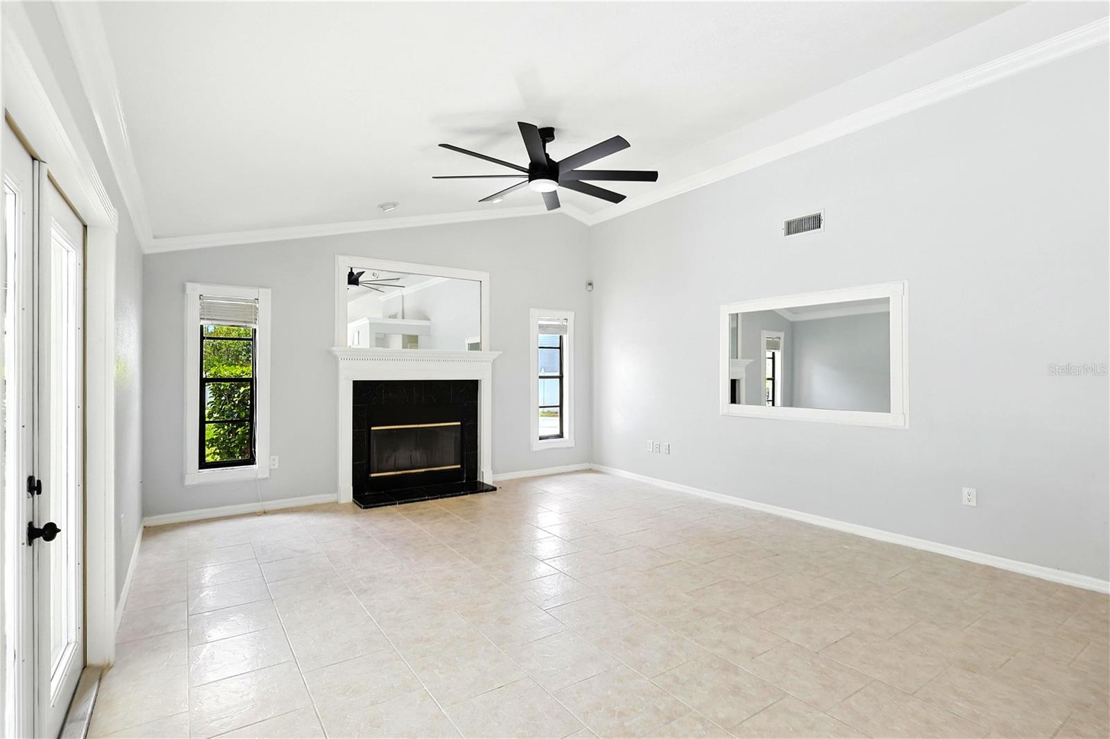 Image 22 of 35 For 18522 Sunward Lake Place