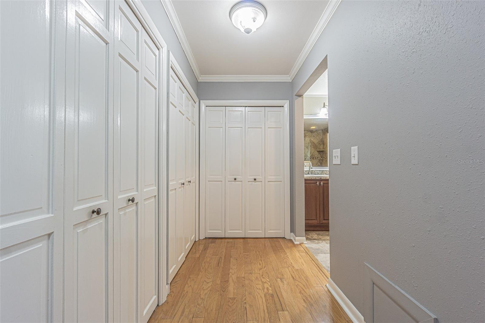 Image 18 of 54 For 18110 30th Street