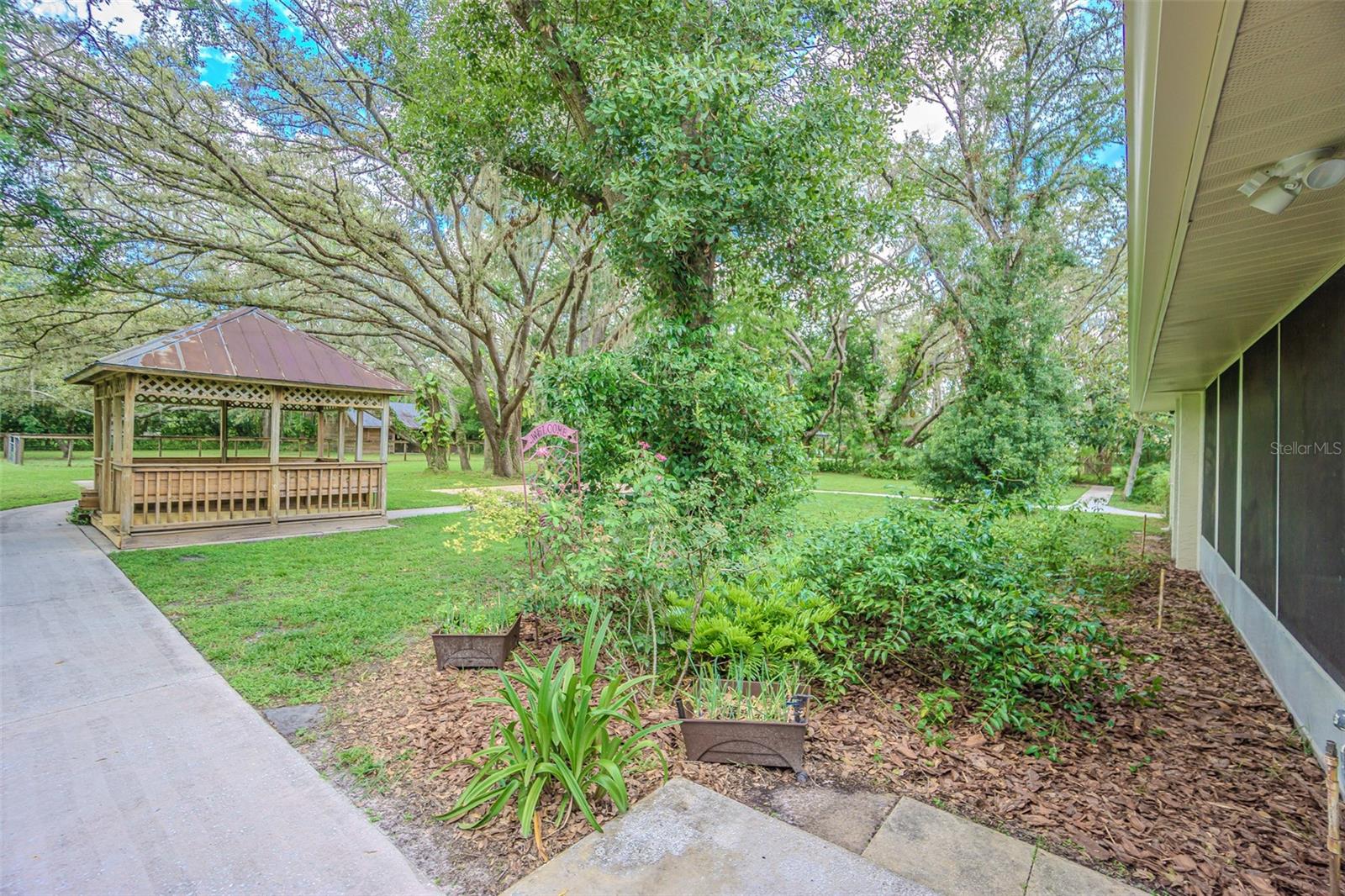Image 33 of 54 For 18110 30th Street