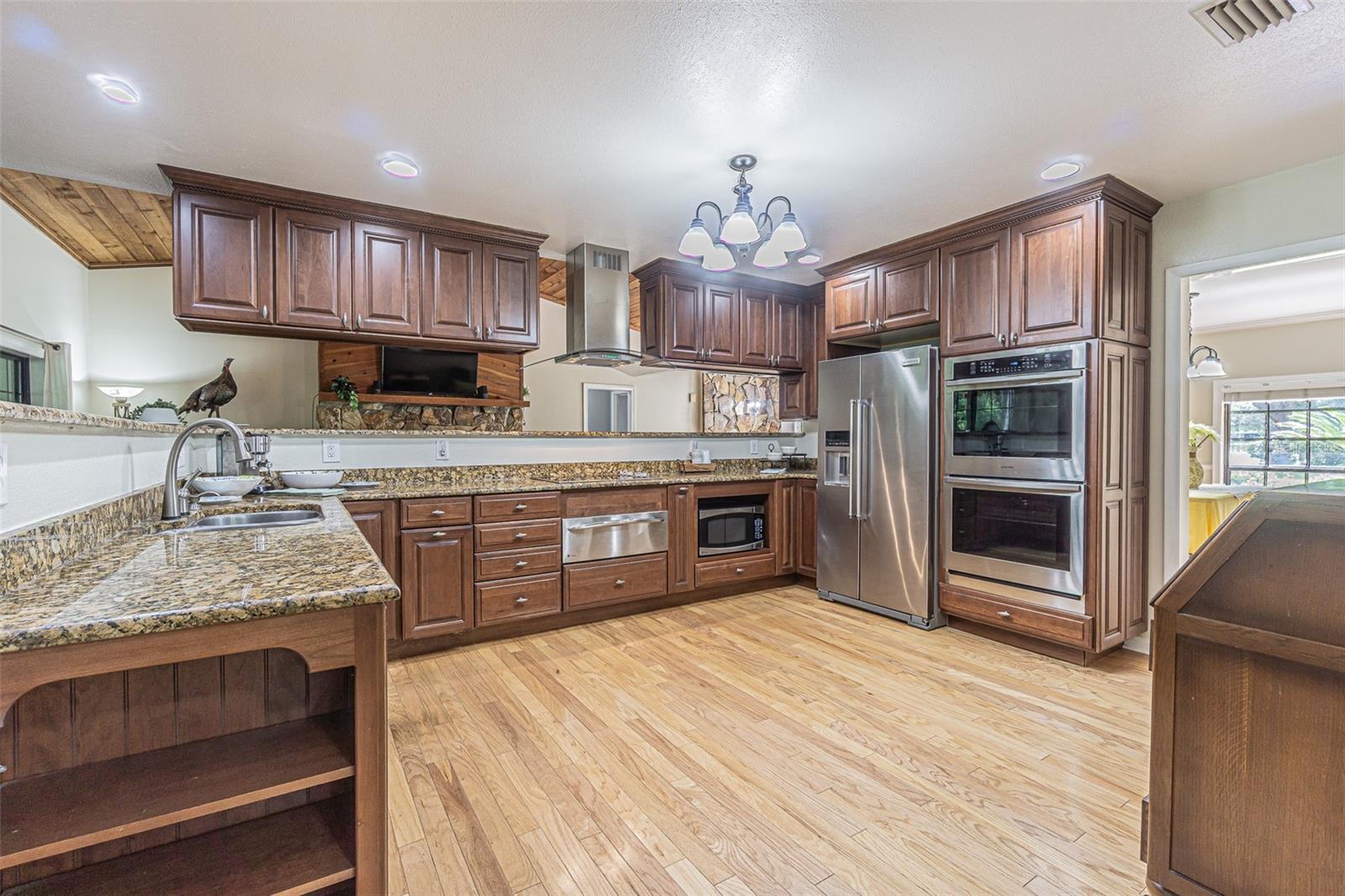 Image 9 of 54 For 18110 30th Street