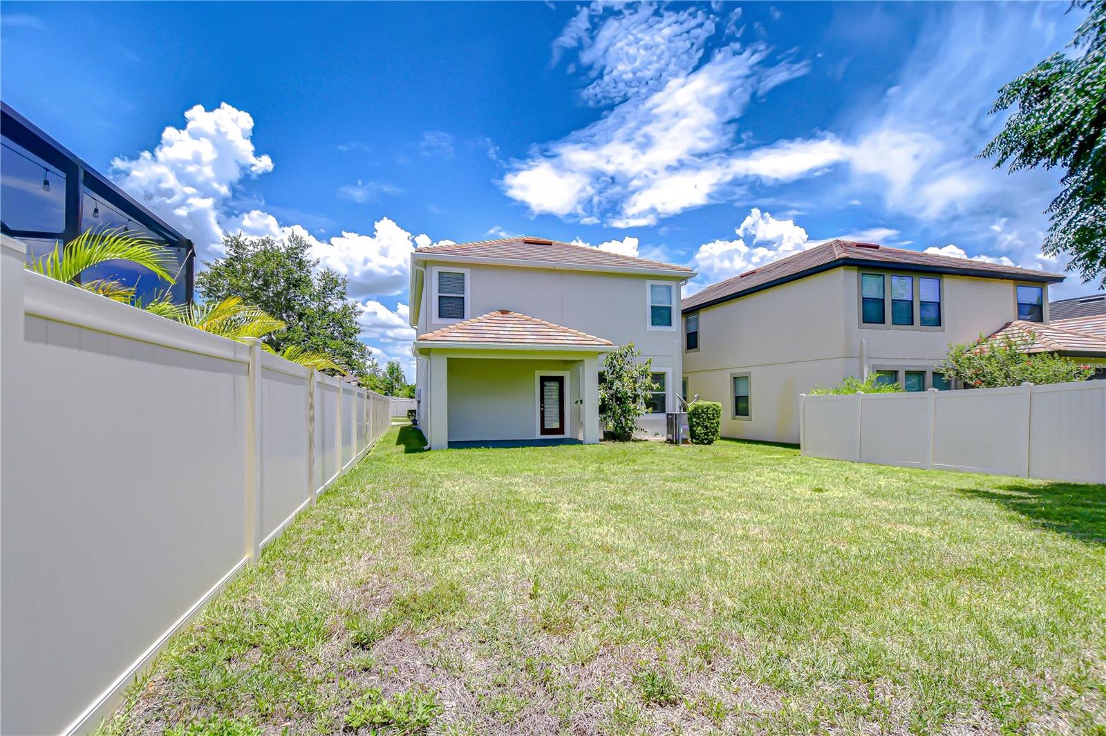 Image 17 of 64 For 828 Terra Vista Street