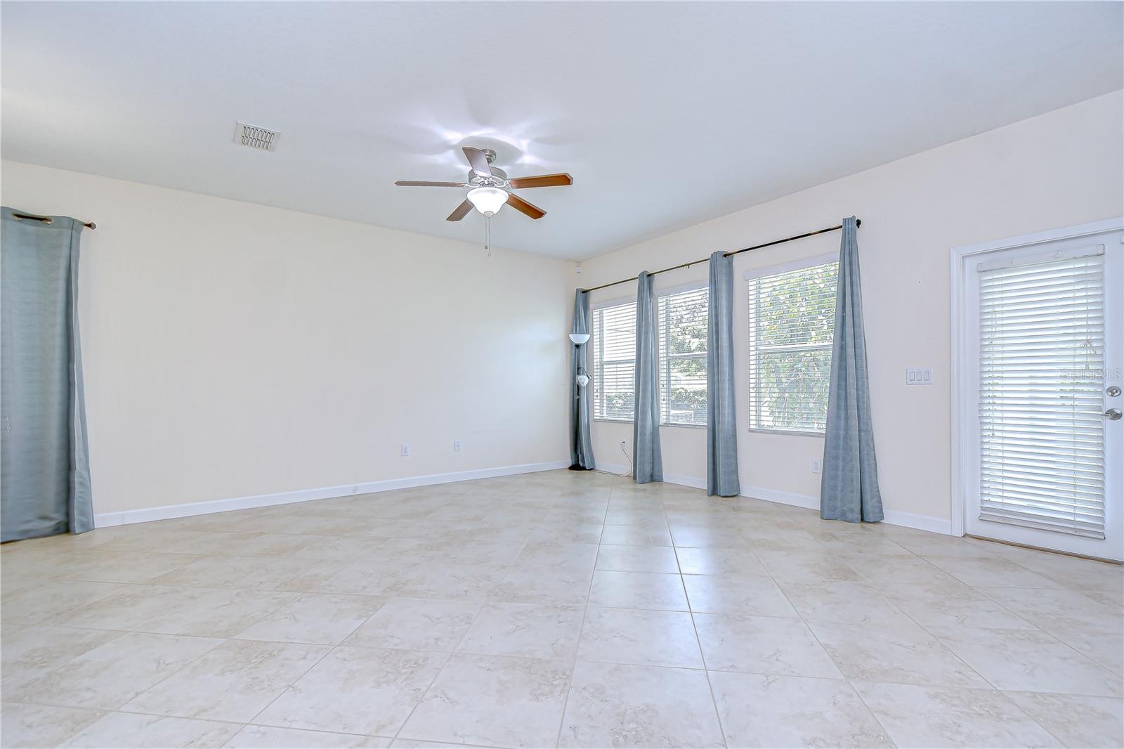Image 29 of 64 For 828 Terra Vista Street