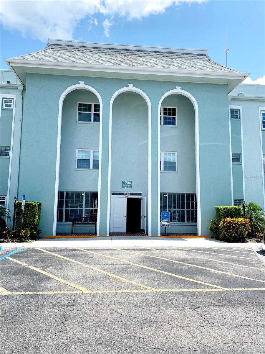 Details for 1706 Belleair Forest Drive 146, BELLEAIR, FL 33756