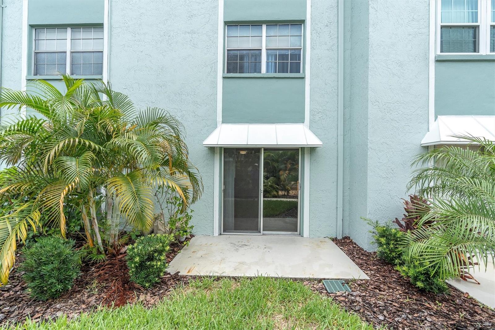 Image 23 of 27 For 1706 Belleair Forest Drive 146