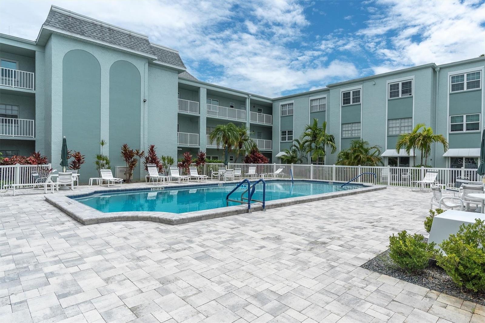 Image 27 of 27 For 1706 Belleair Forest Drive 146
